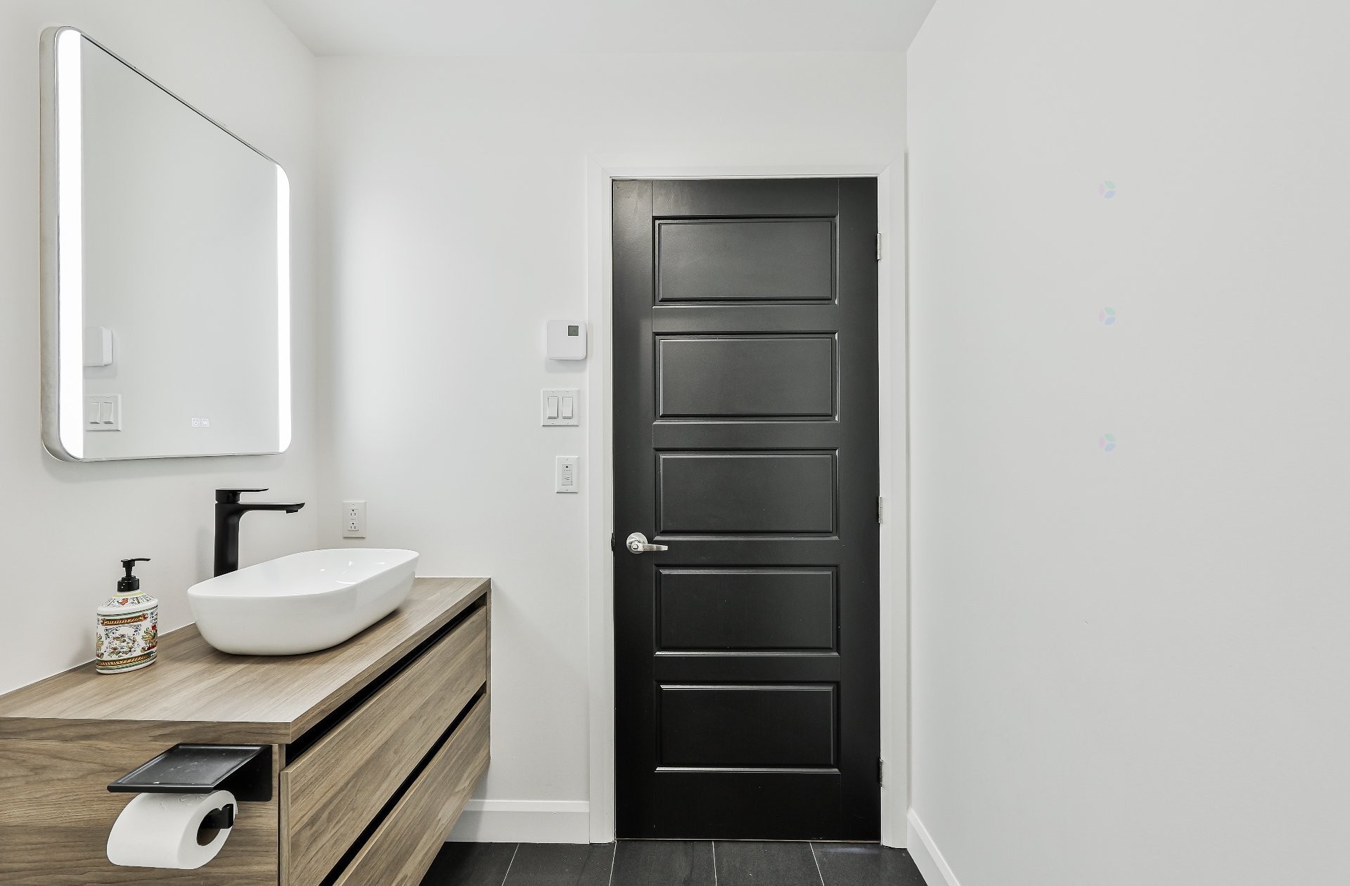 









372


Rue du Tonnelier

,
Saint-Jérôme,




QC
J7Y0R4

