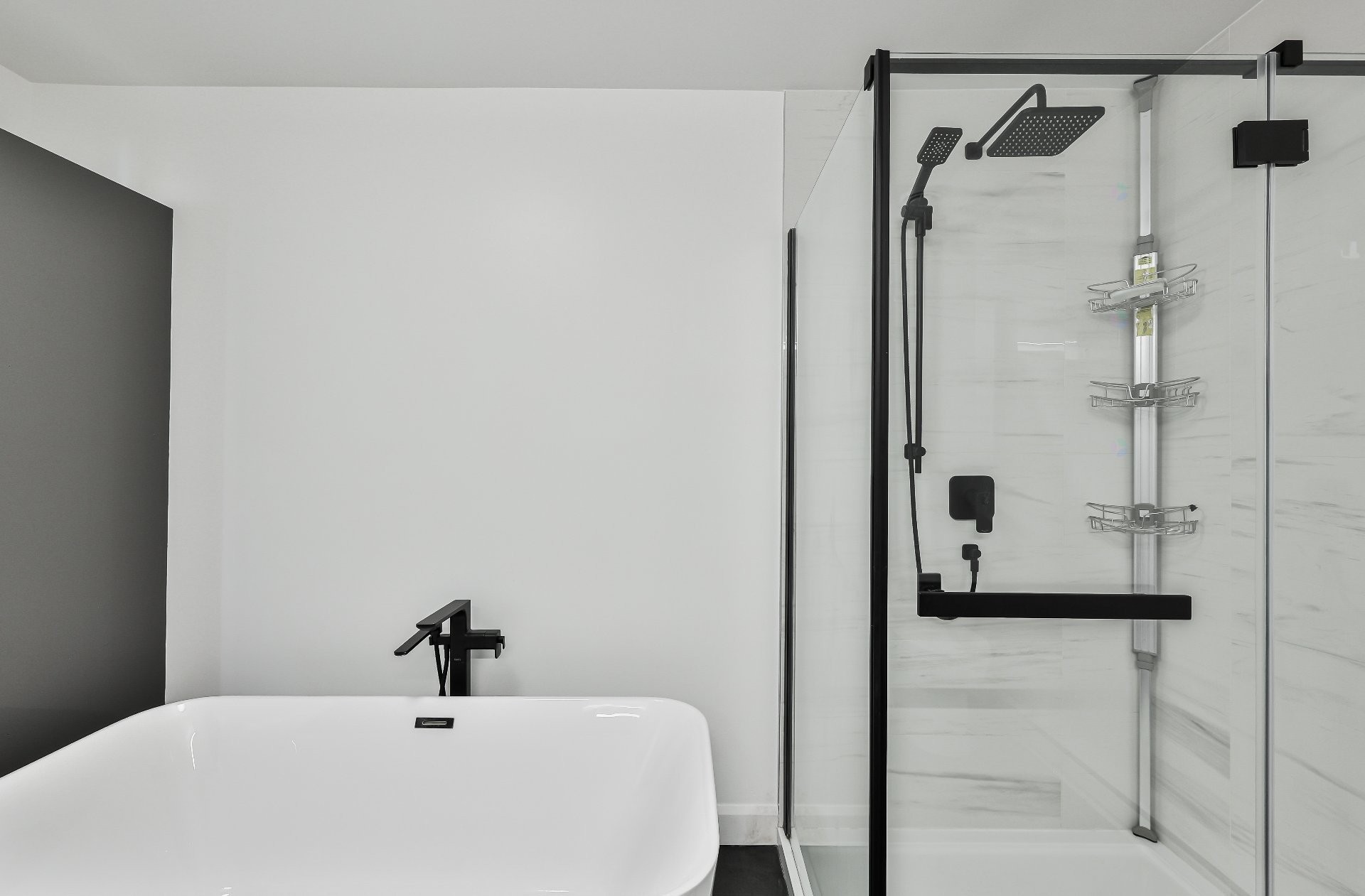 









372


Rue du Tonnelier

,
Saint-Jérôme,




QC
J7Y0R4

