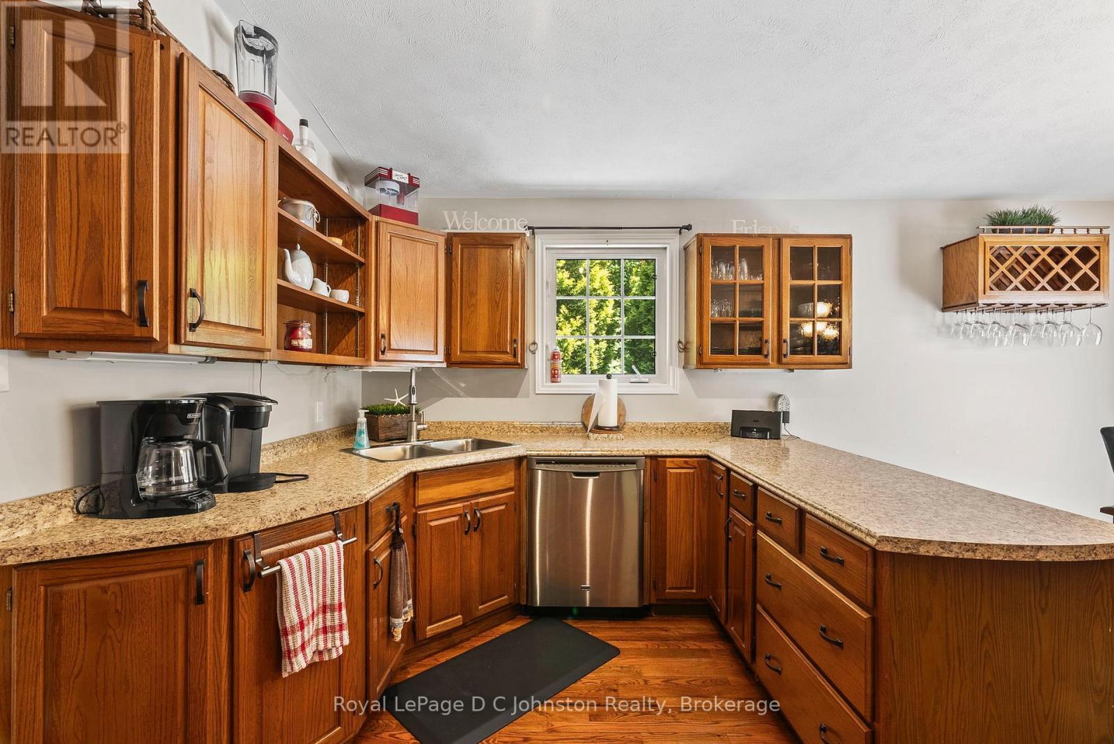 












10 MITCHELL LANE

,
Saugeen Shores,




Ontario
N0H2C1

