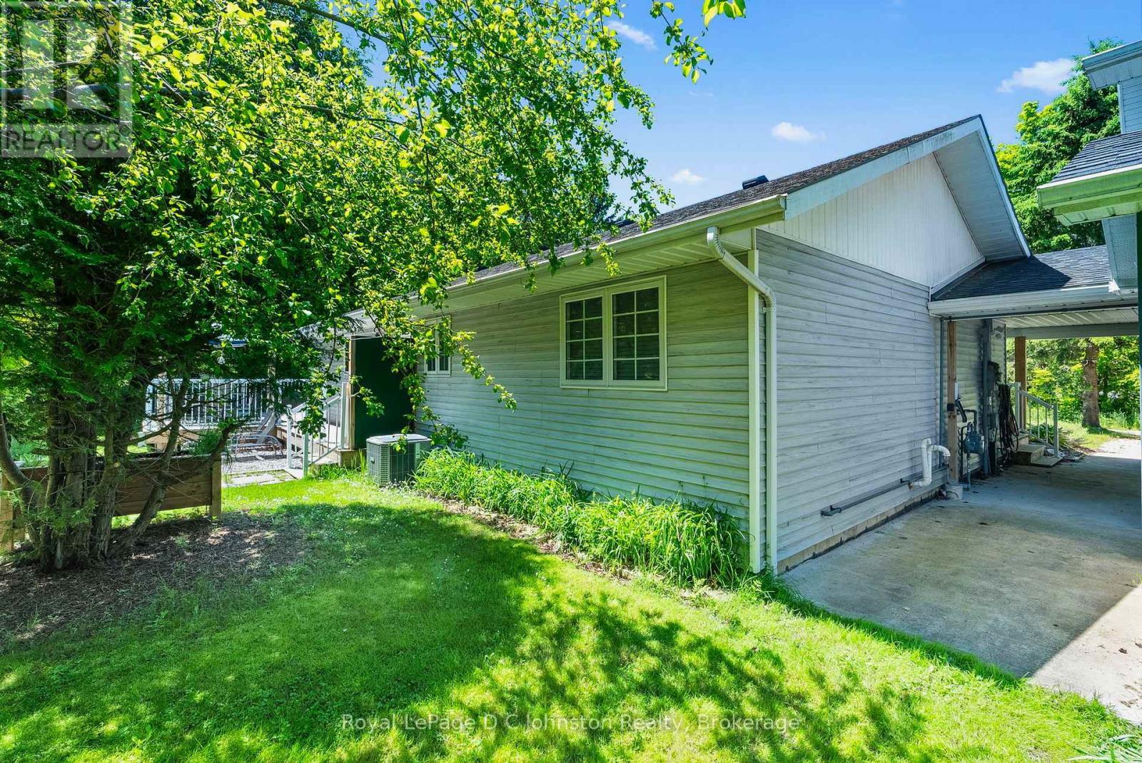 












10 MITCHELL LANE

,
Saugeen Shores,




Ontario
N0H2C1

