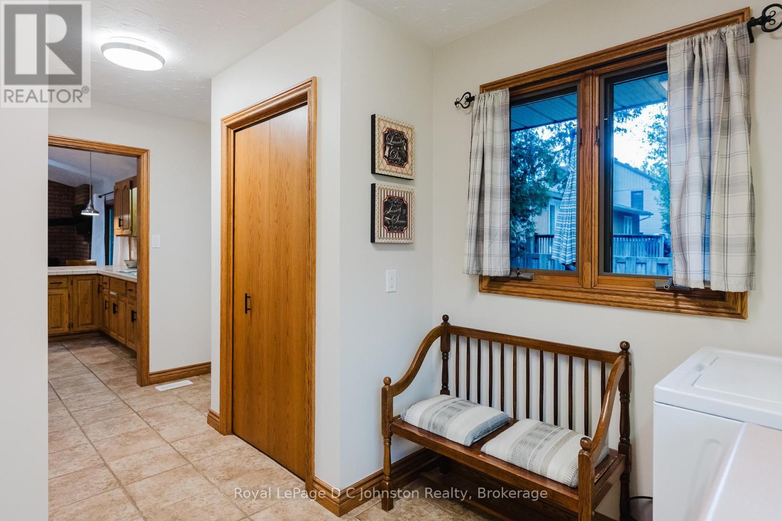 












30 CEDAR BUSH DRIVE

,
Saugeen Shores,




Ontario
N0H2L0

