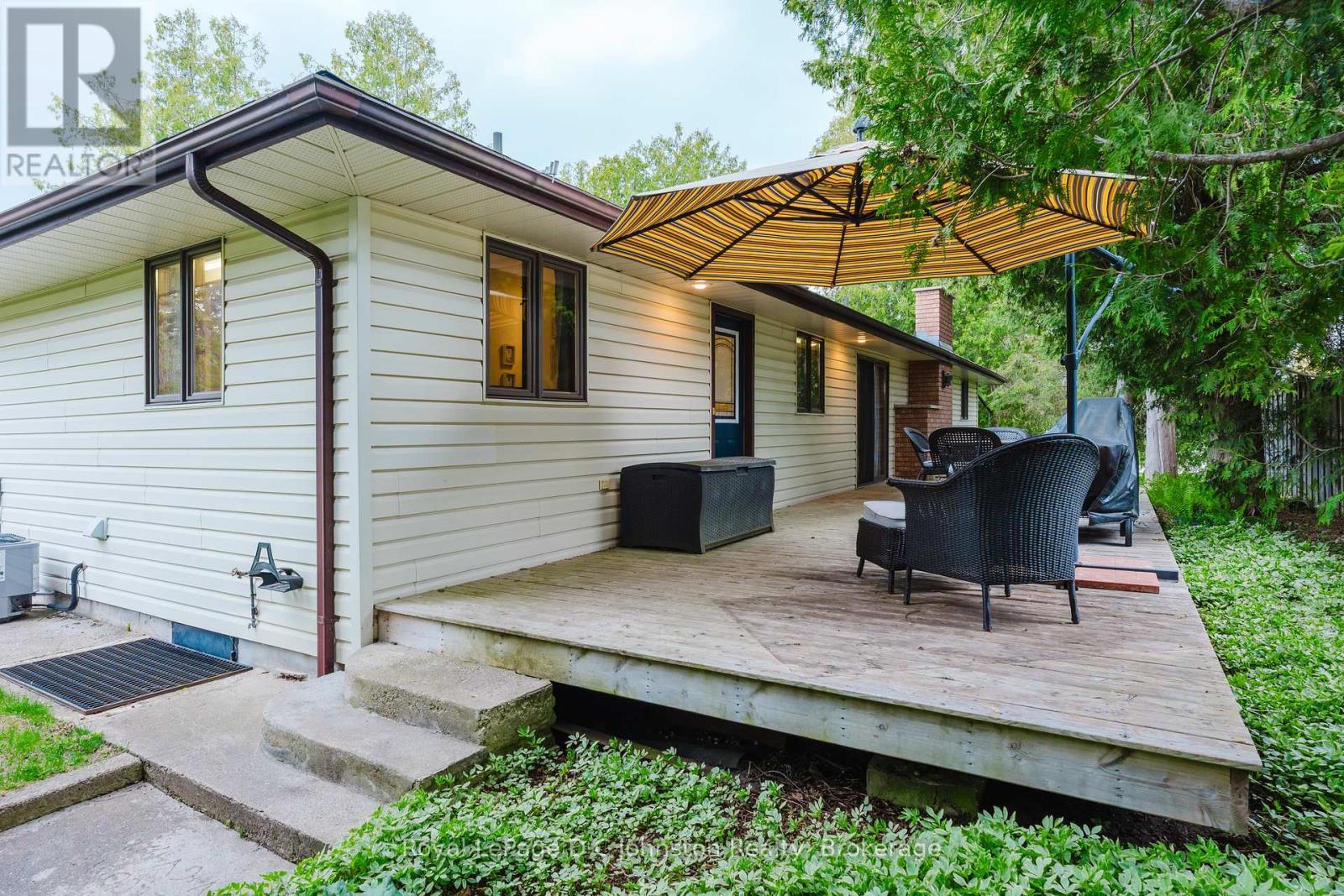 












30 CEDAR BUSH DRIVE

,
Saugeen Shores,




Ontario
N0H2L0

