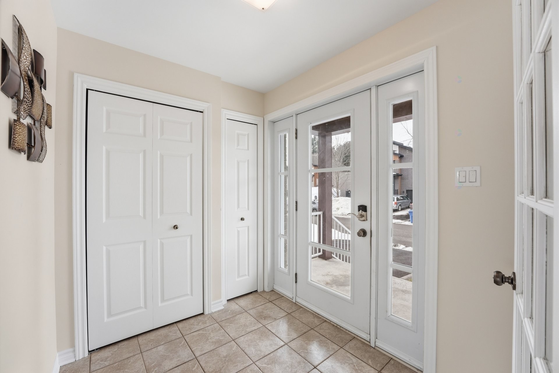 









3998


Rue Mousseau

,
L'Assomption,




QC
J5W0L8

