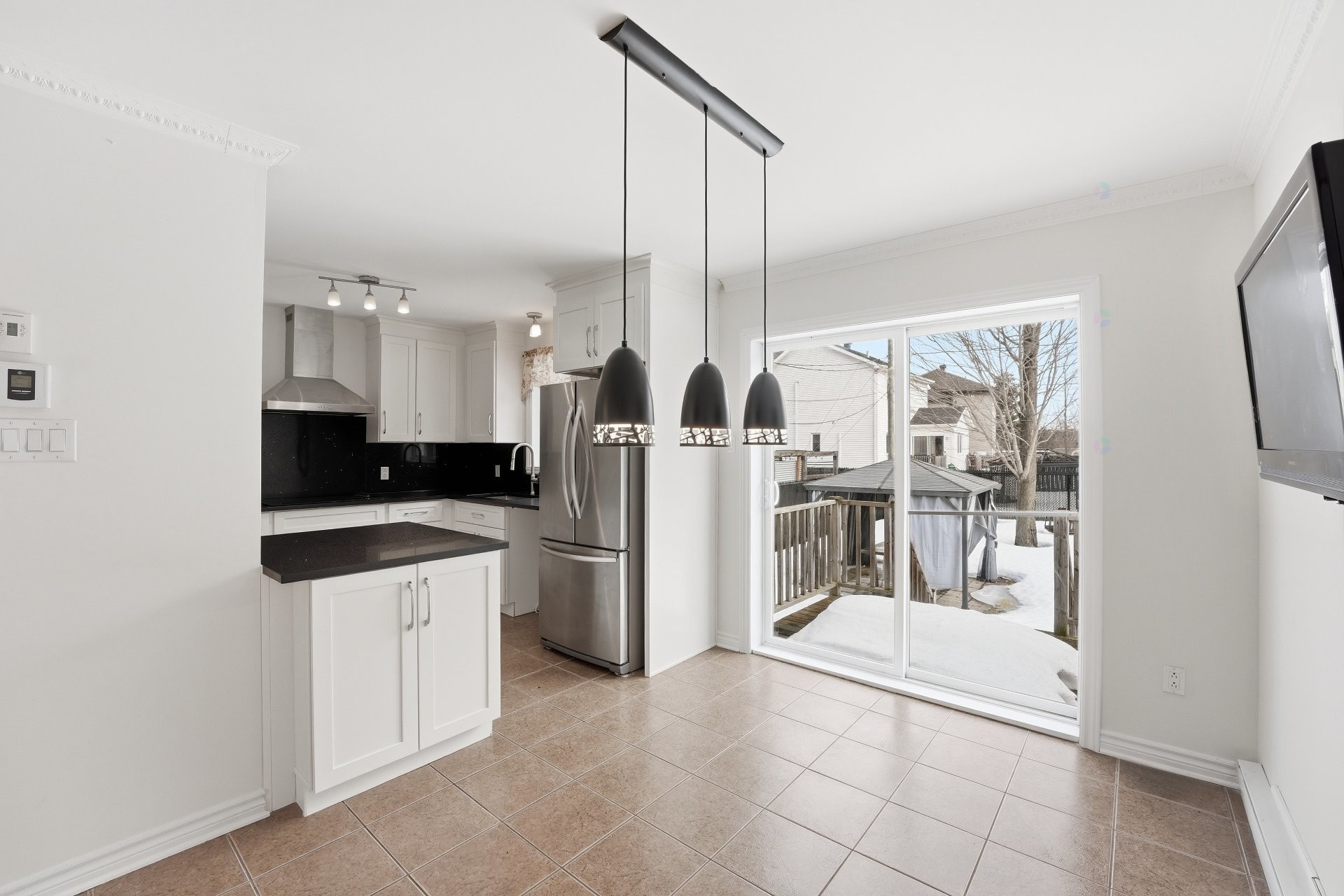 









3998


Rue Mousseau

,
L'Assomption,




QC
J5W0L8

