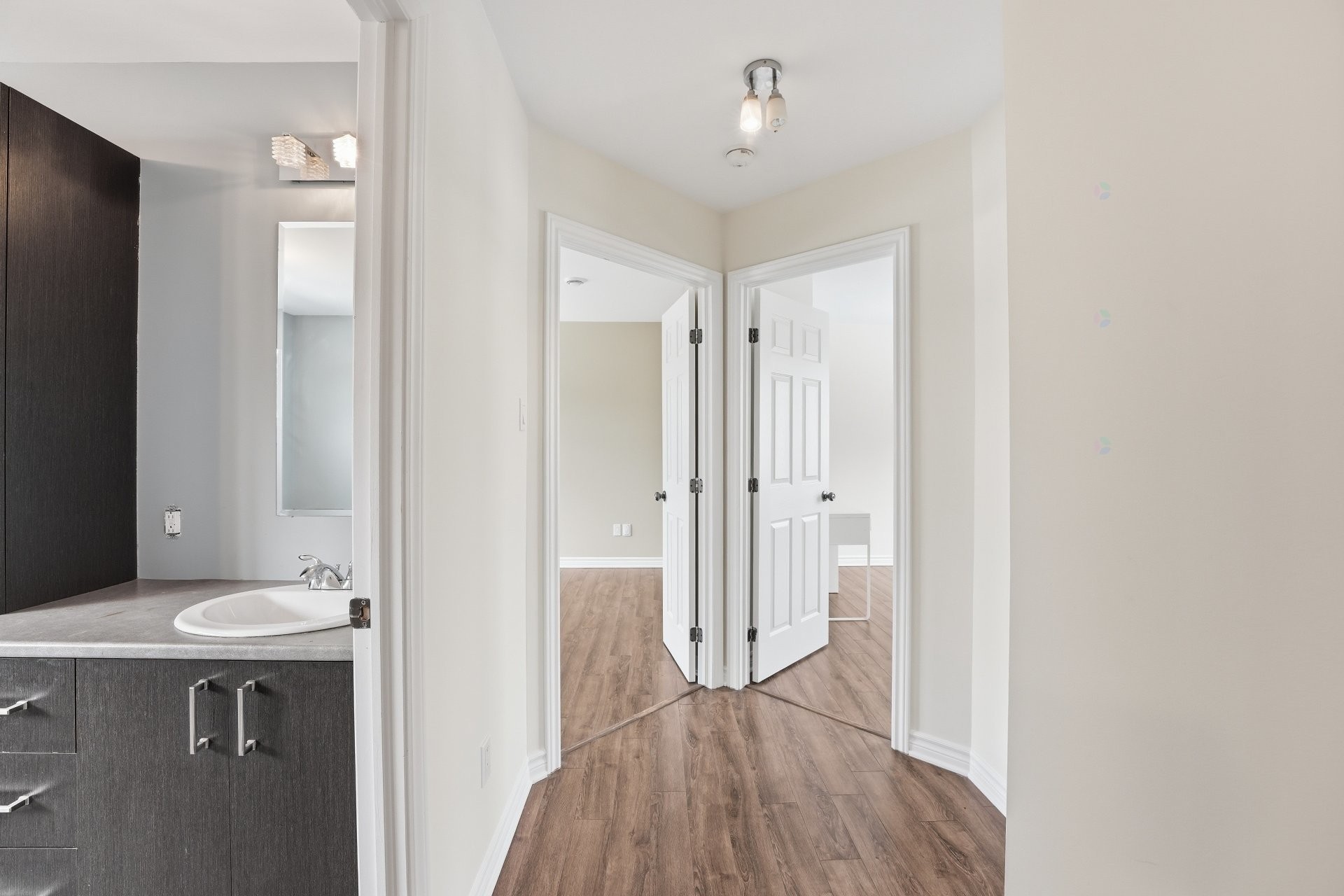 









3998


Rue Mousseau

,
L'Assomption,




QC
J5W0L8

