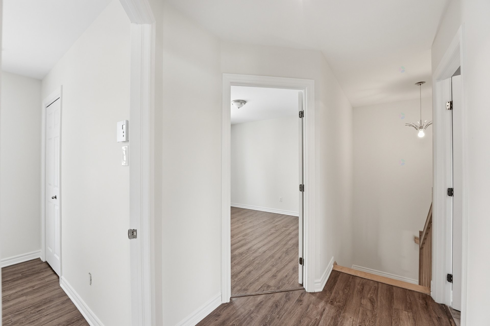 









3998


Rue Mousseau

,
L'Assomption,




QC
J5W0L8

