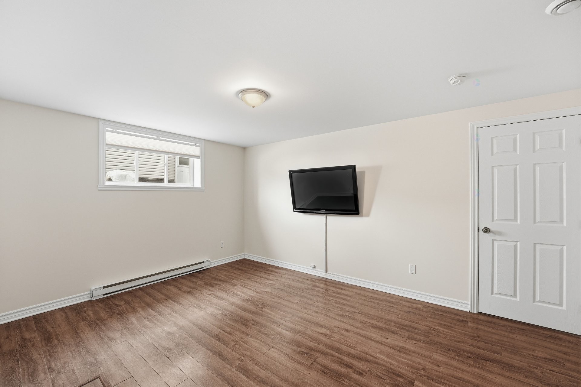 









3998


Rue Mousseau

,
L'Assomption,




QC
J5W0L8

