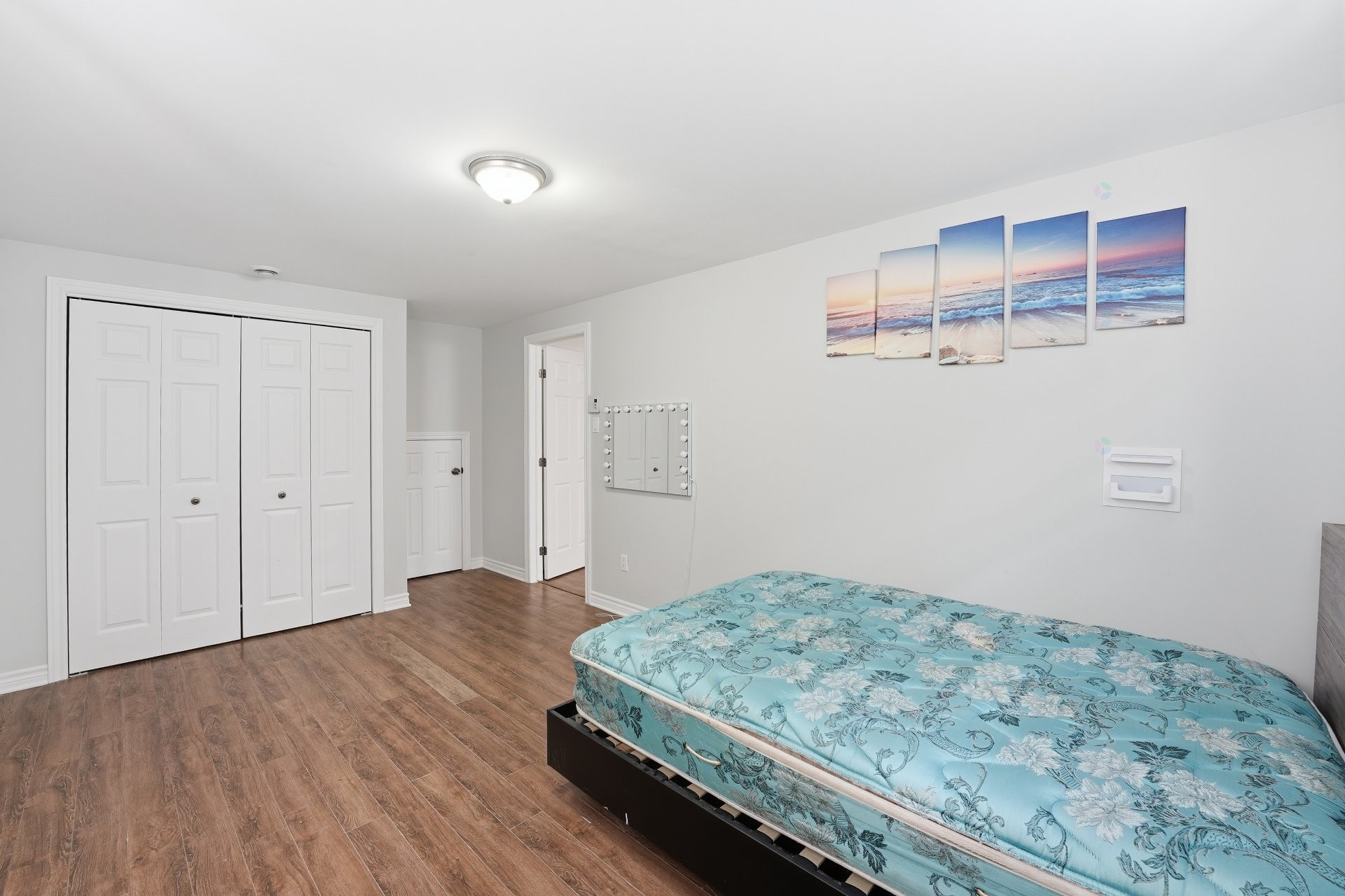 









3998


Rue Mousseau

,
L'Assomption,




QC
J5W0L8

