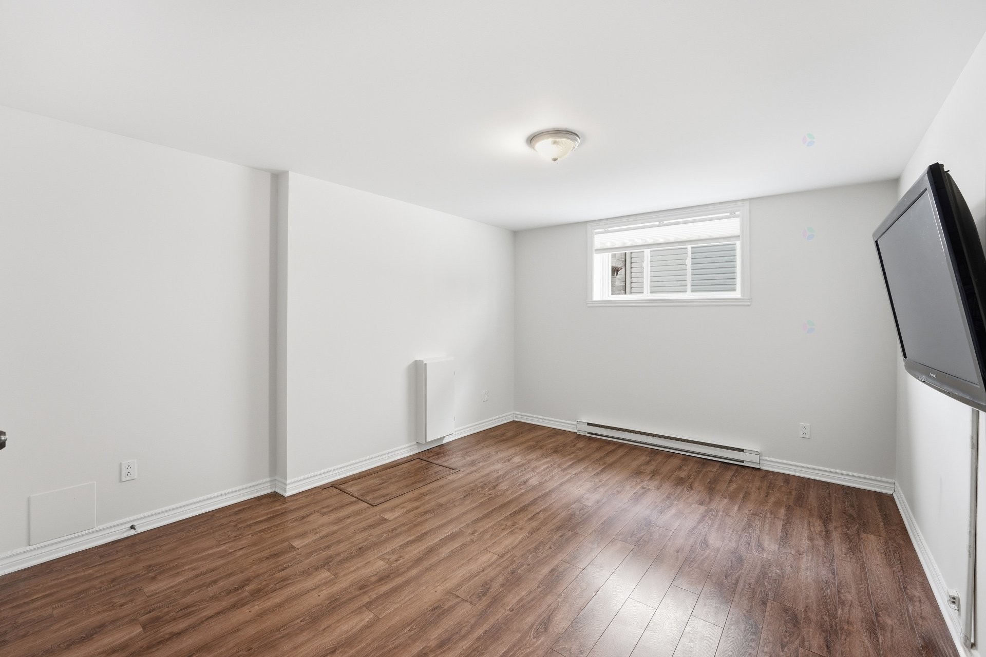 









3998


Rue Mousseau

,
L'Assomption,




QC
J5W0L8

