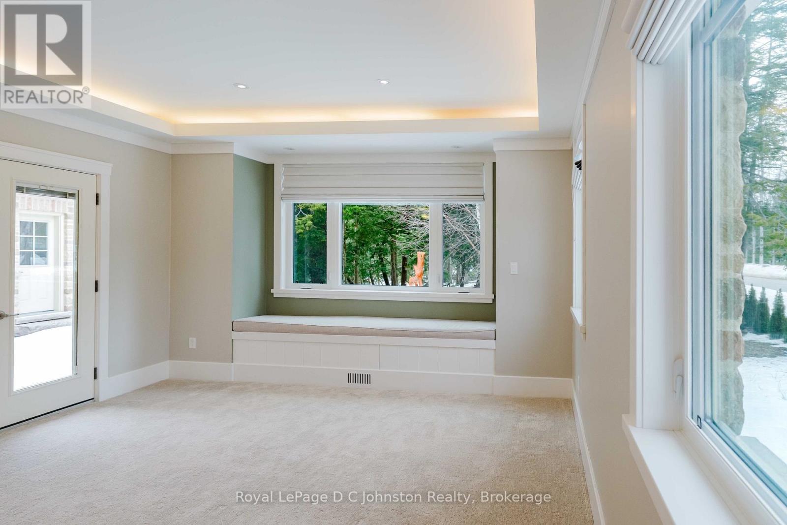 












27 CARTER DRIVE

,
Saugeen Shores,




Ontario
N0H2C6

