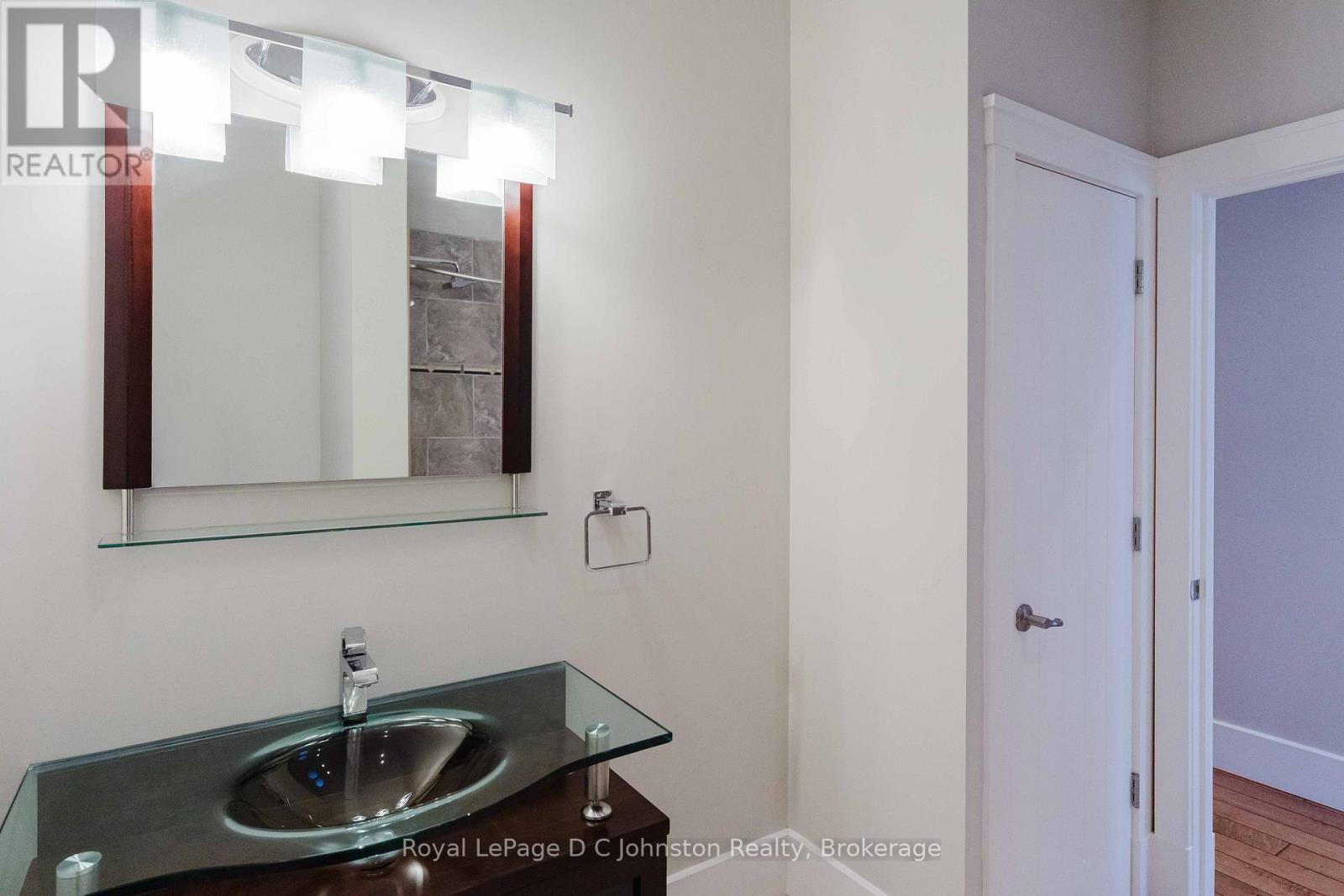 












27 CARTER DRIVE

,
Saugeen Shores,




Ontario
N0H2C6

