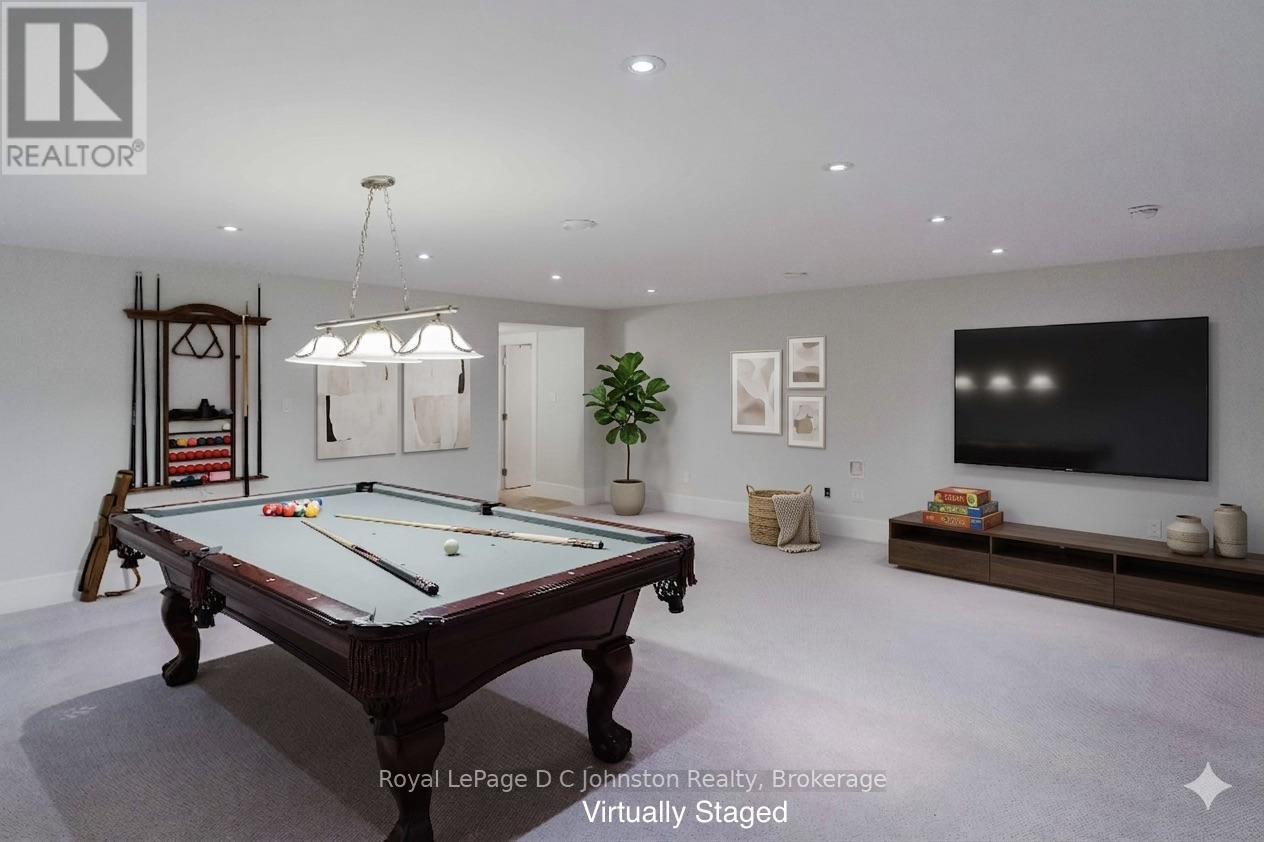 












27 CARTER DRIVE

,
Saugeen Shores,




Ontario
N0H2C6

