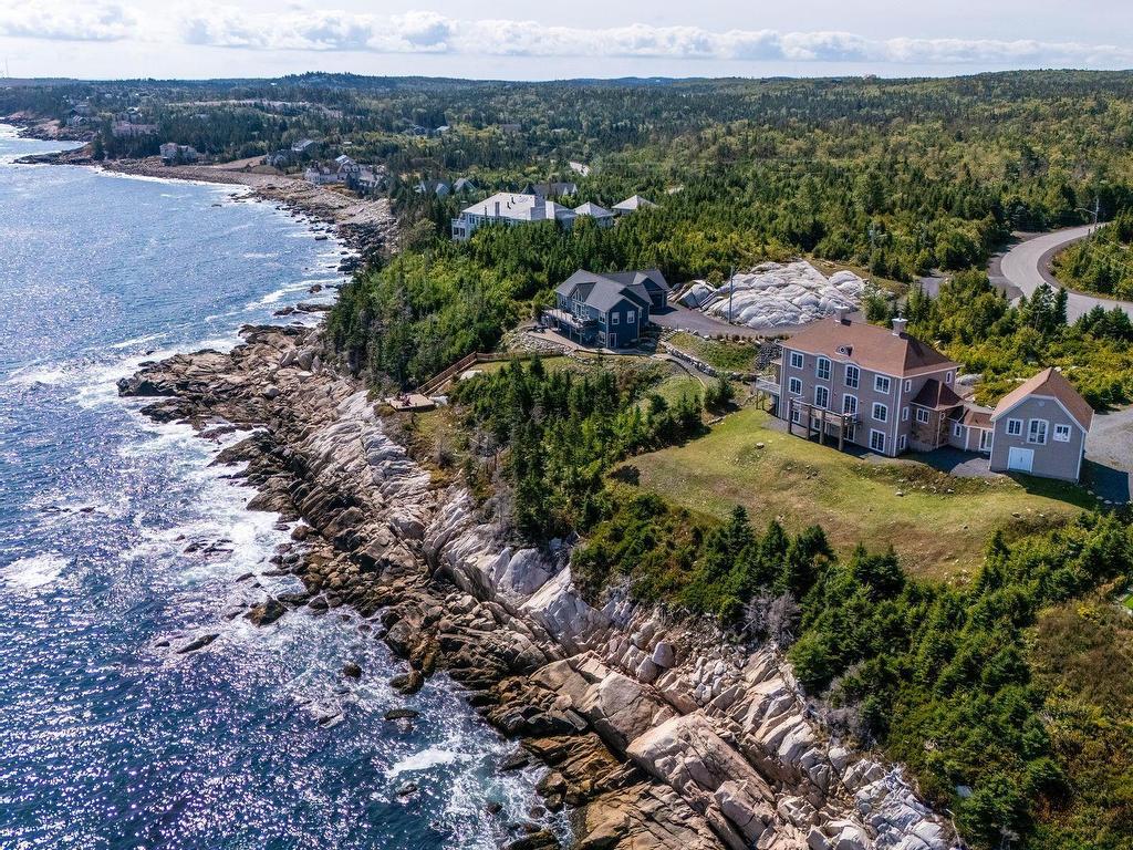 












73 Kestrel Court

,
Halibut Bay,




NS
B3V 1P5

