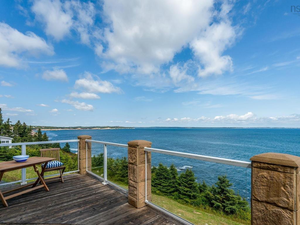 












73 Kestrel Court

,
Halibut Bay,




NS
B3V 1P5

