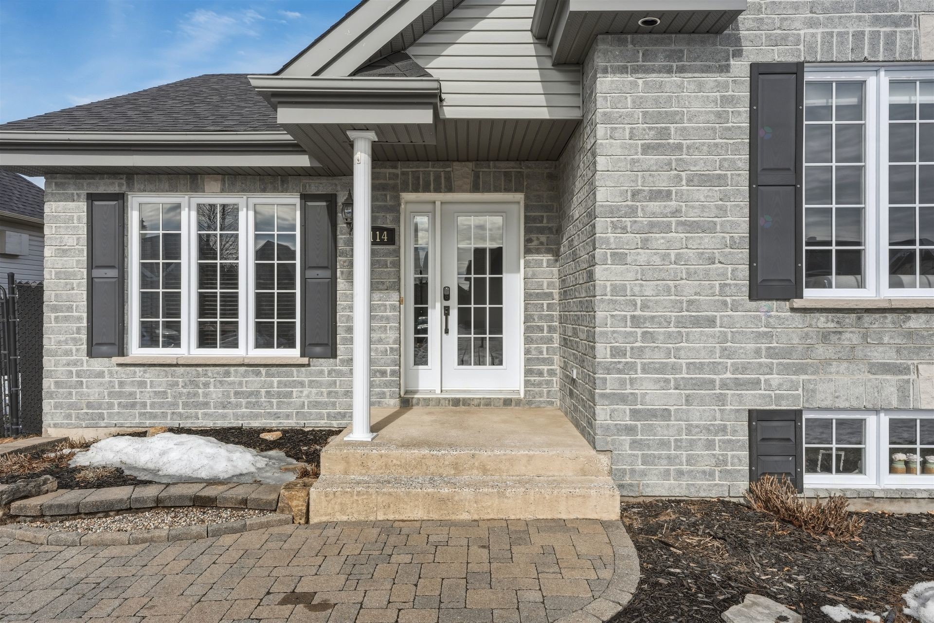 









1114


Rue Jolicoeur

,
L'Assomption,




QC
J5W6H2

