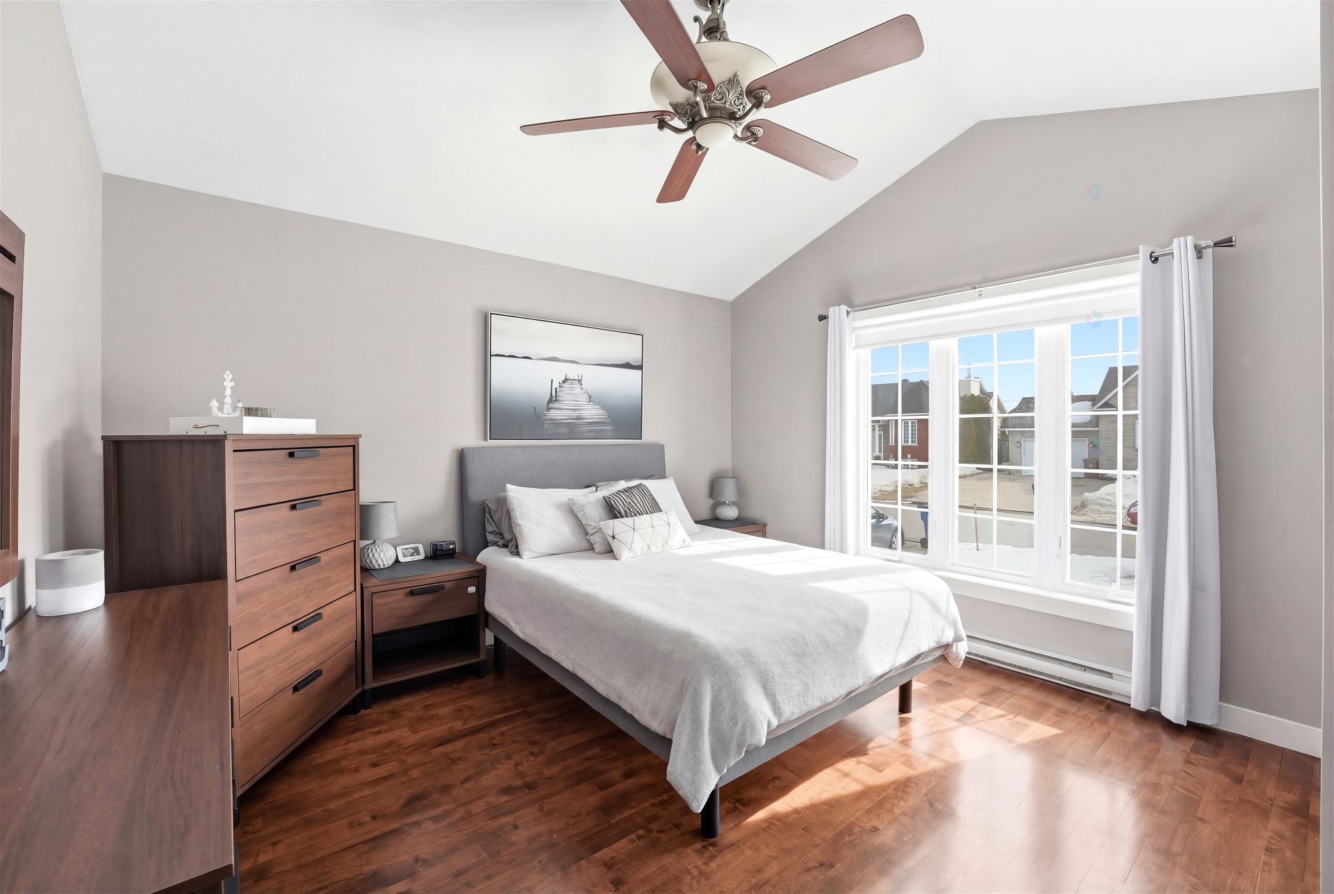 









1114


Rue Jolicoeur

,
L'Assomption,




QC
J5W6H2

