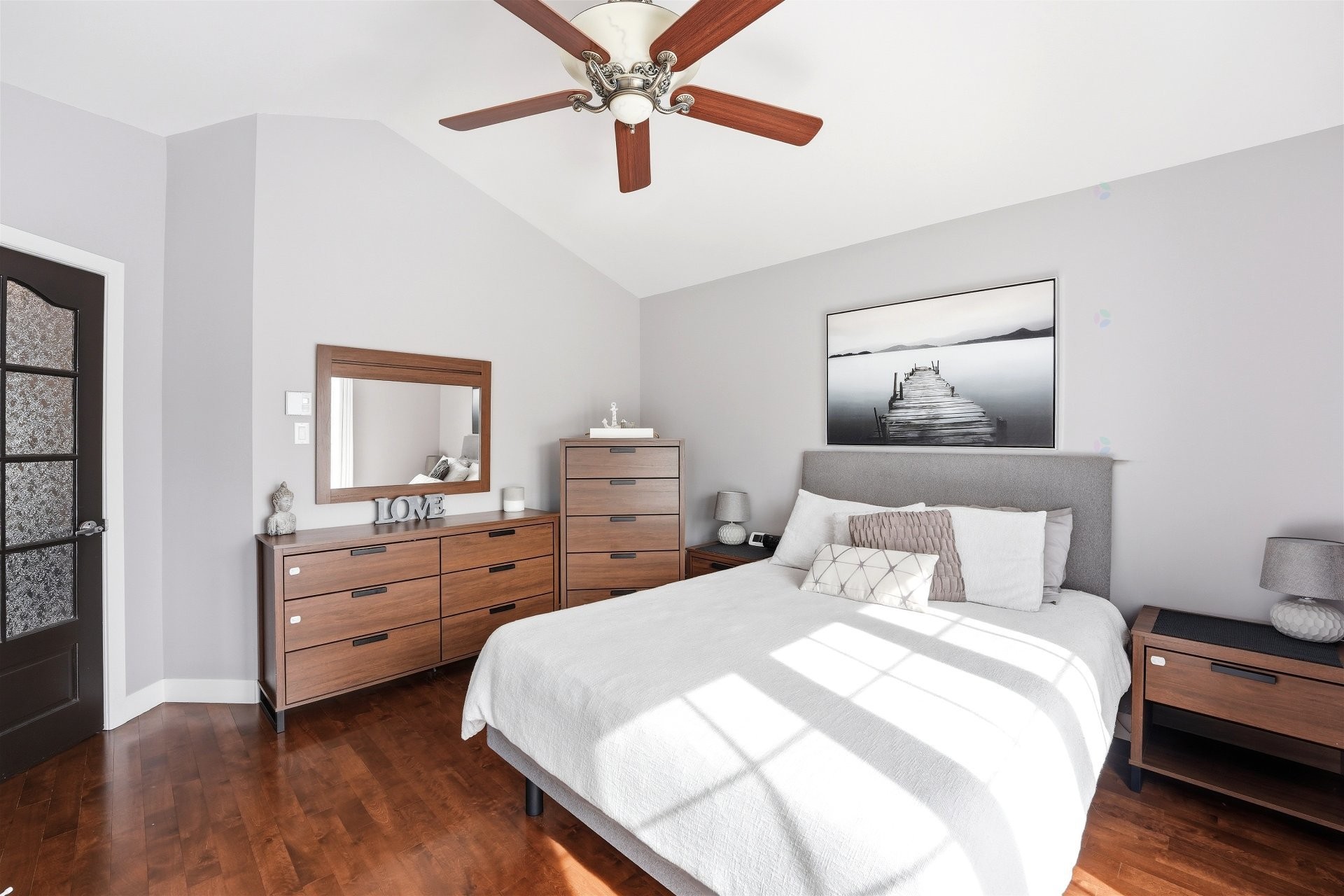 









1114


Rue Jolicoeur

,
L'Assomption,




QC
J5W6H2

