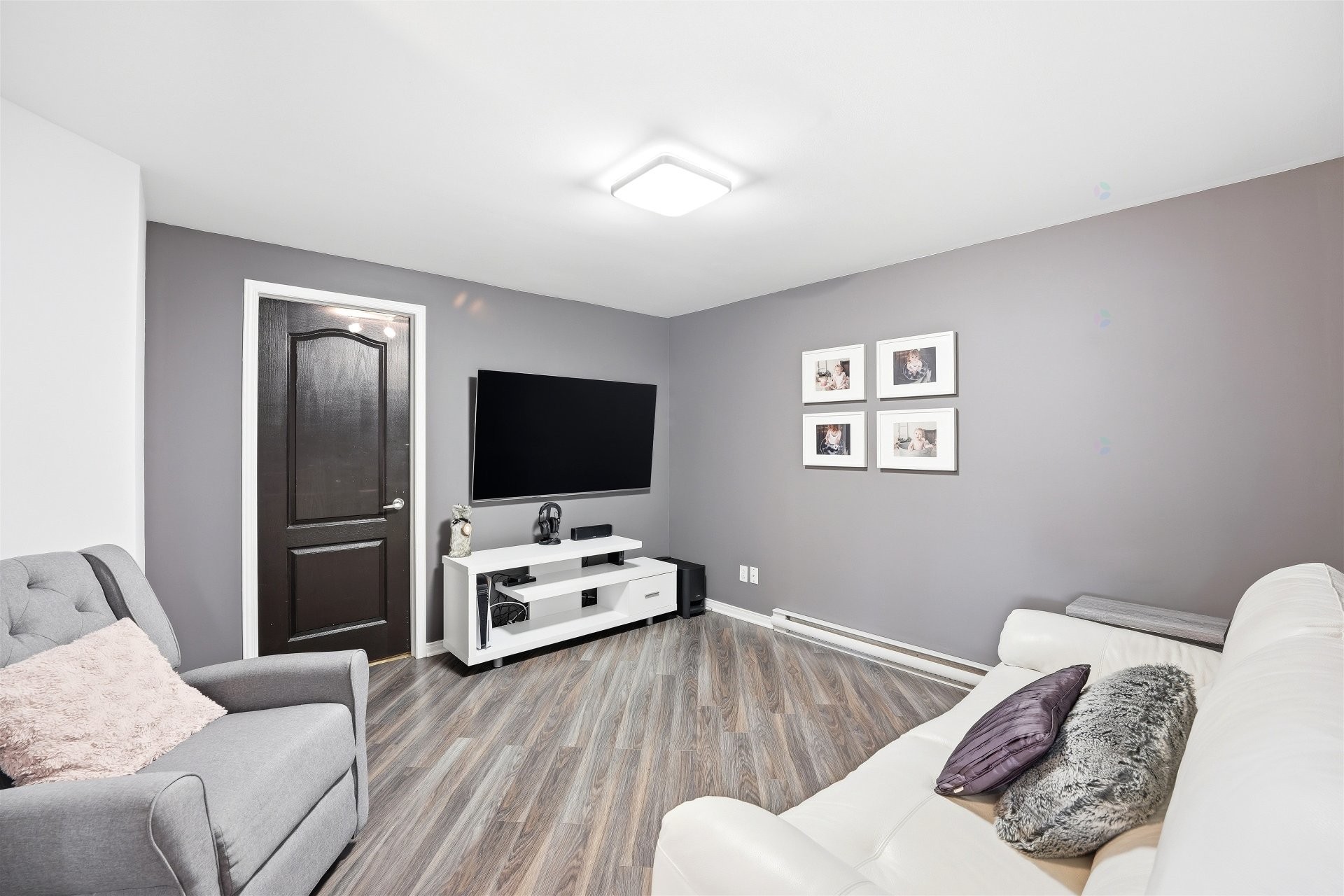 









1114


Rue Jolicoeur

,
L'Assomption,




QC
J5W6H2

