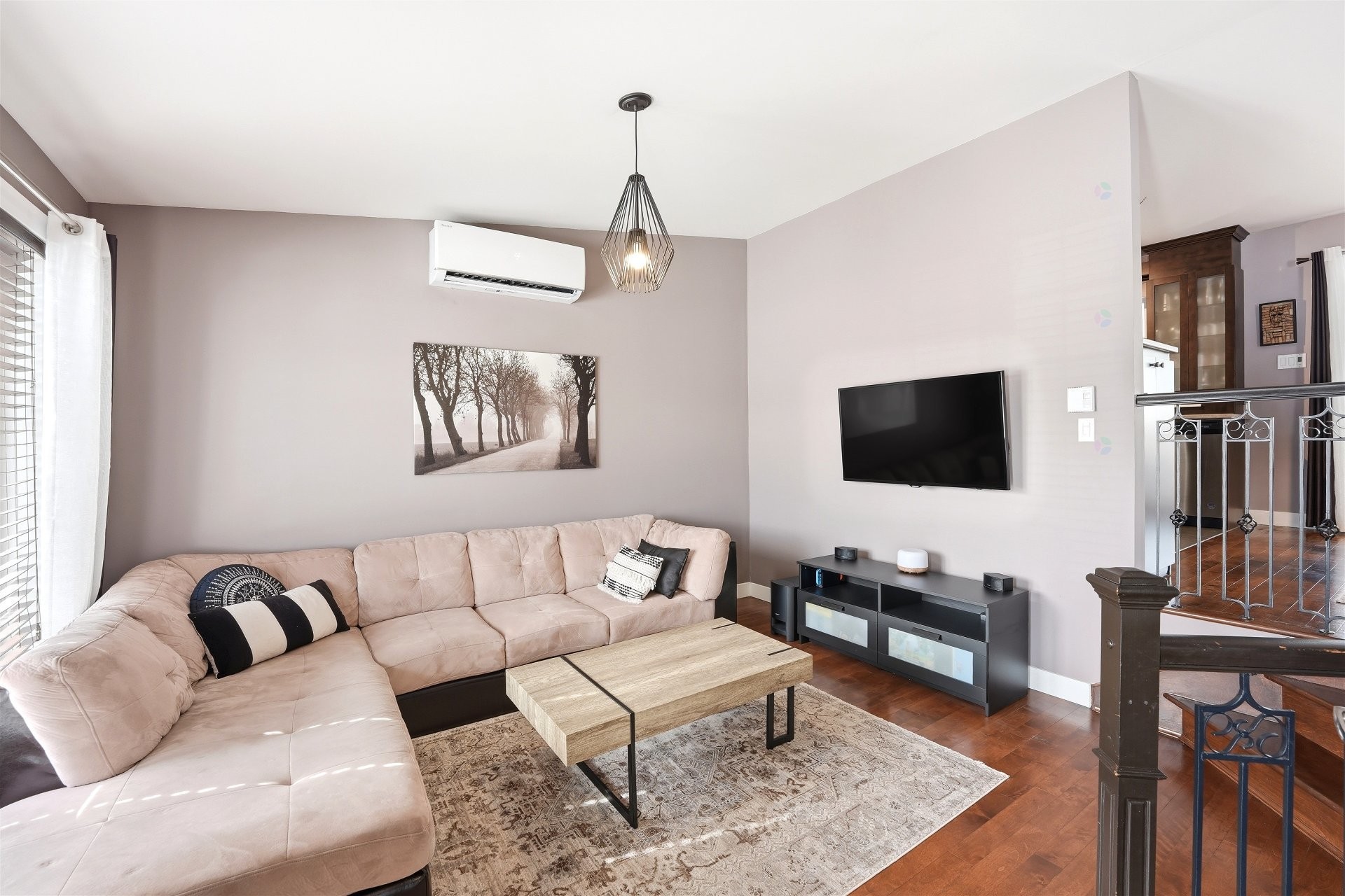 









1114


Rue Jolicoeur

,
L'Assomption,




QC
J5W6H2

