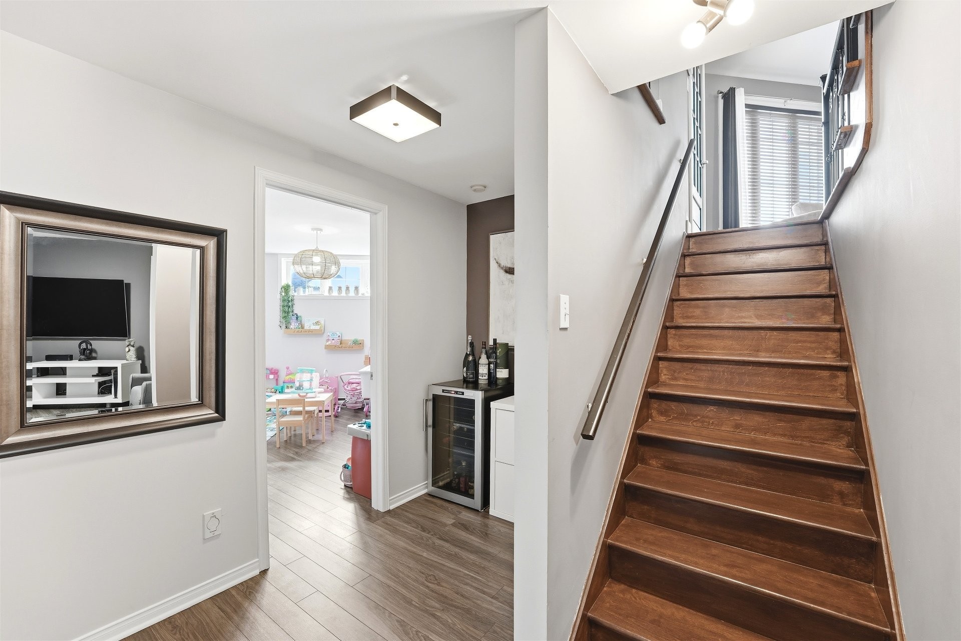 









1114


Rue Jolicoeur

,
L'Assomption,




QC
J5W6H2


