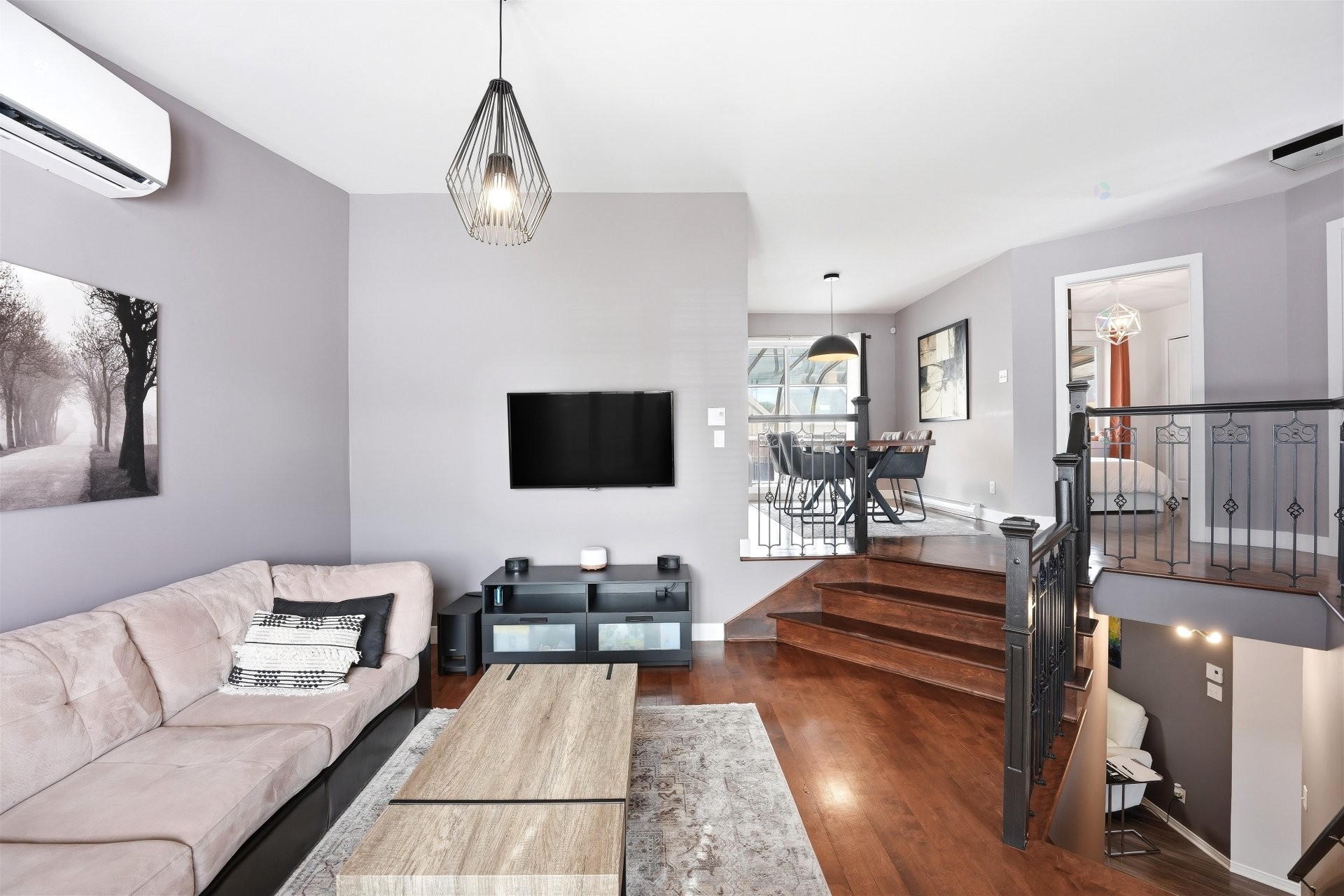 









1114


Rue Jolicoeur

,
L'Assomption,




QC
J5W6H2

