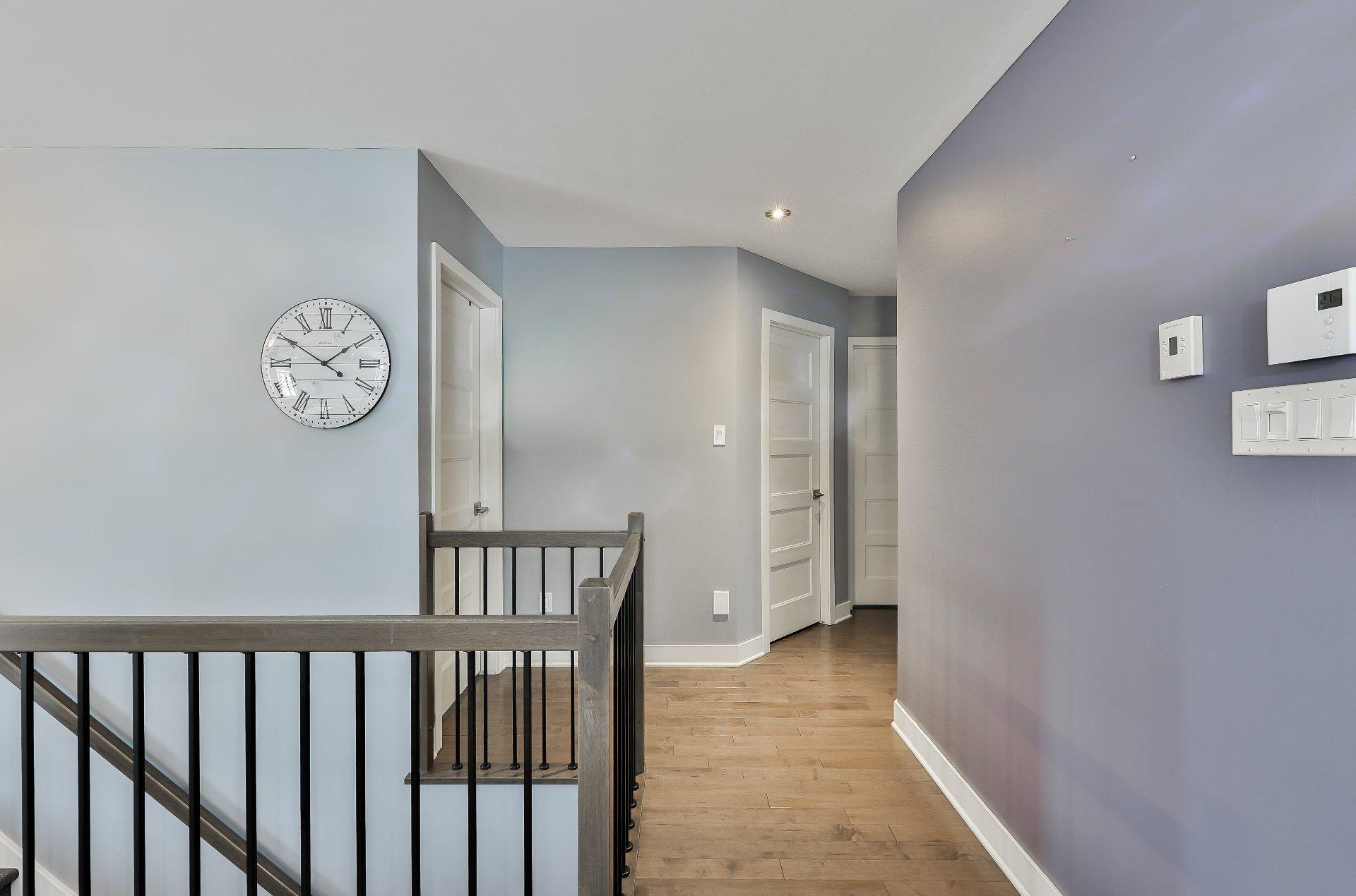 









277


Rue Paré

,
L'Assomption,




QC
J5W0K5

