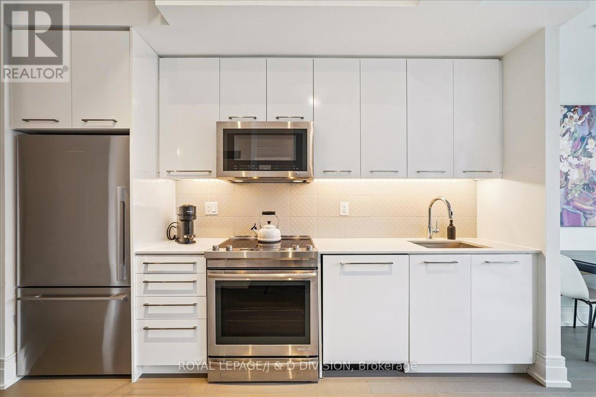 












405 - 90 NIAGARA STREET

,
Toronto,




Ontario
M5V0P9

