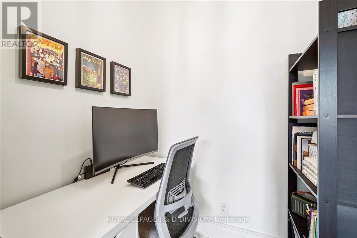 












405 - 90 NIAGARA STREET

,
Toronto,




Ontario
M5V0P9

