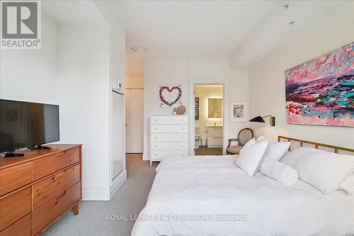 












405 - 90 NIAGARA STREET

,
Toronto,




Ontario
M5V0P9

