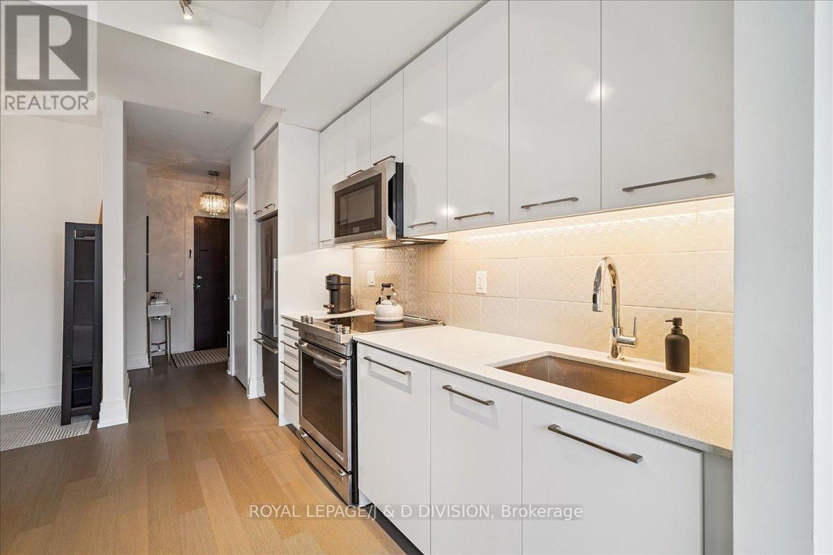 












405 - 90 NIAGARA STREET

,
Toronto,




Ontario
M5V0P9

