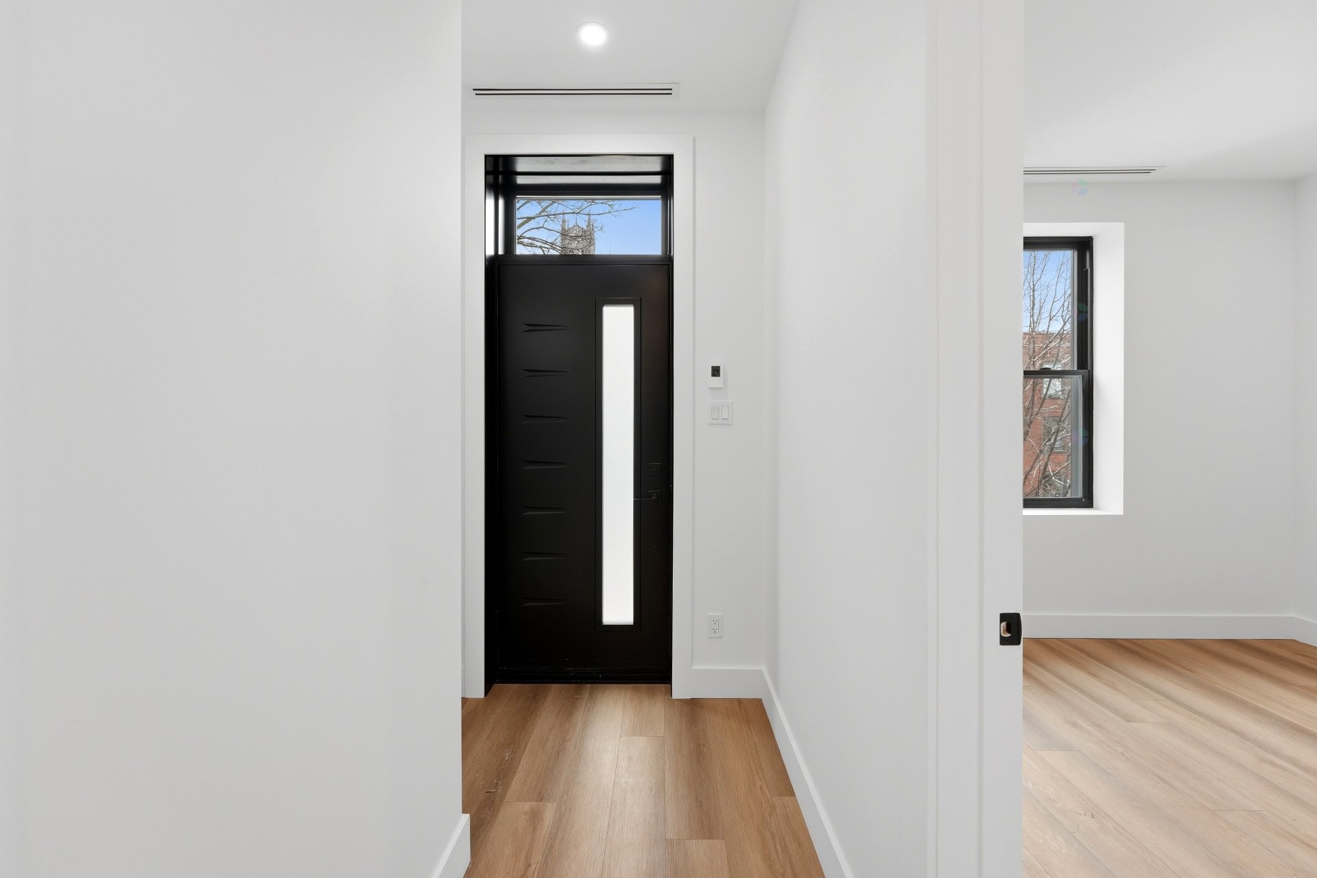 









139


Av. Querbes

,
Montréal (Outremont),




QC
H2V3V8

