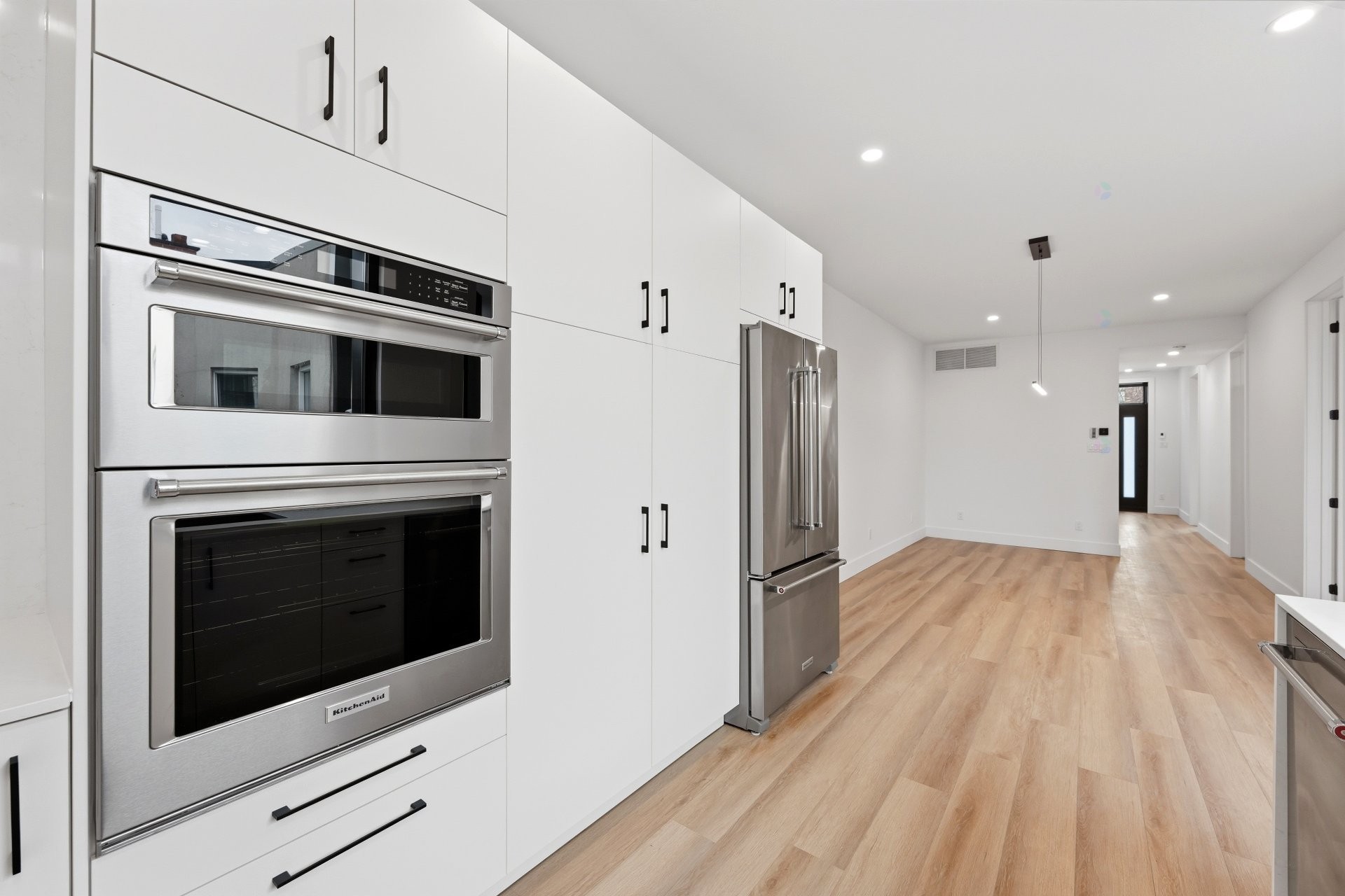 









139


Av. Querbes

,
Montréal (Outremont),




QC
H2V3V8

