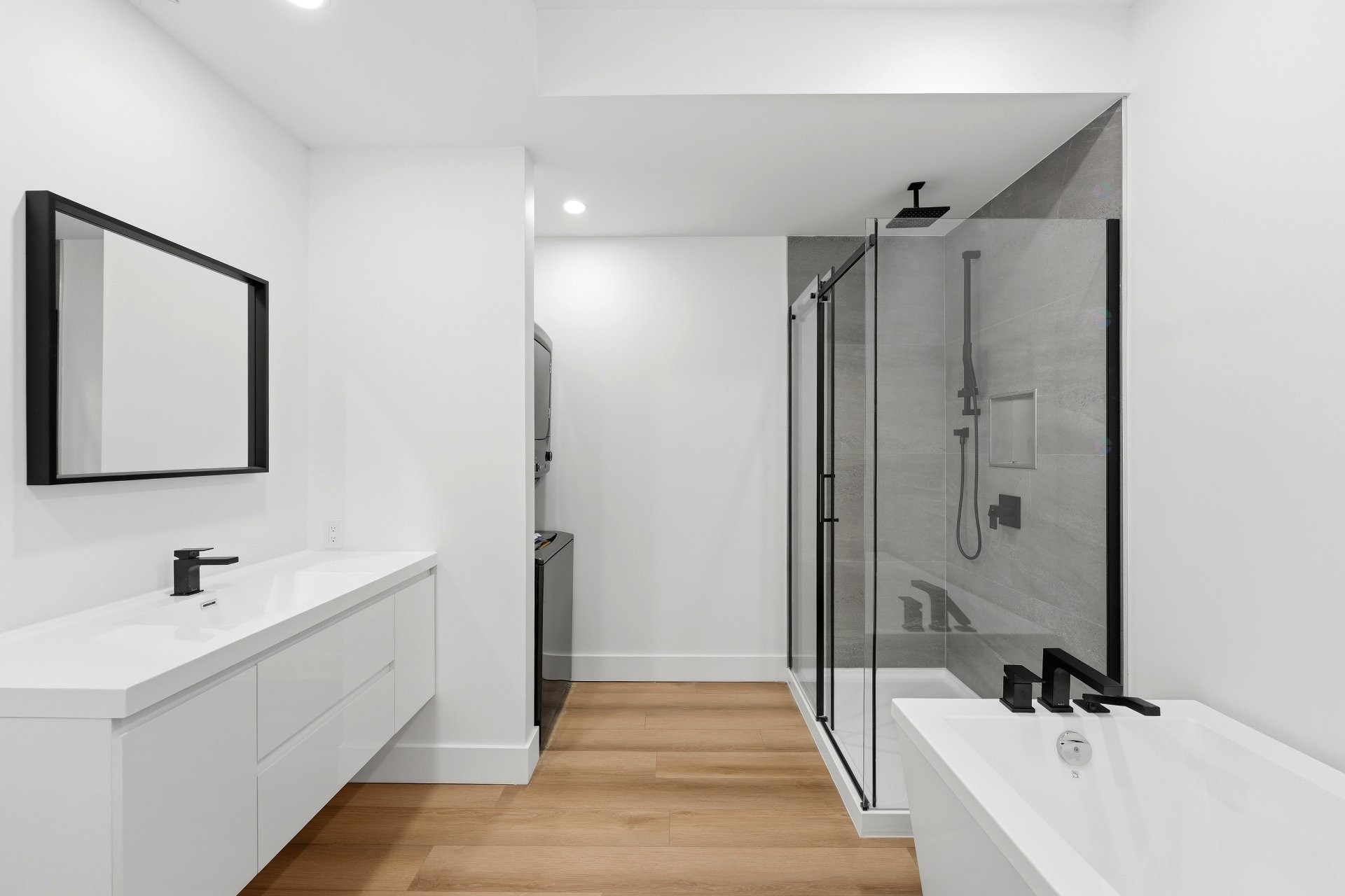 









139


Av. Querbes

,
Montréal (Outremont),




QC
H2V3V8

