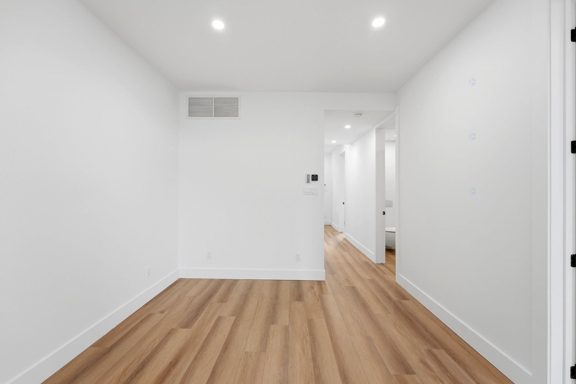









139


Av. Querbes

,
Montréal (Outremont),




QC
H2V3V8

