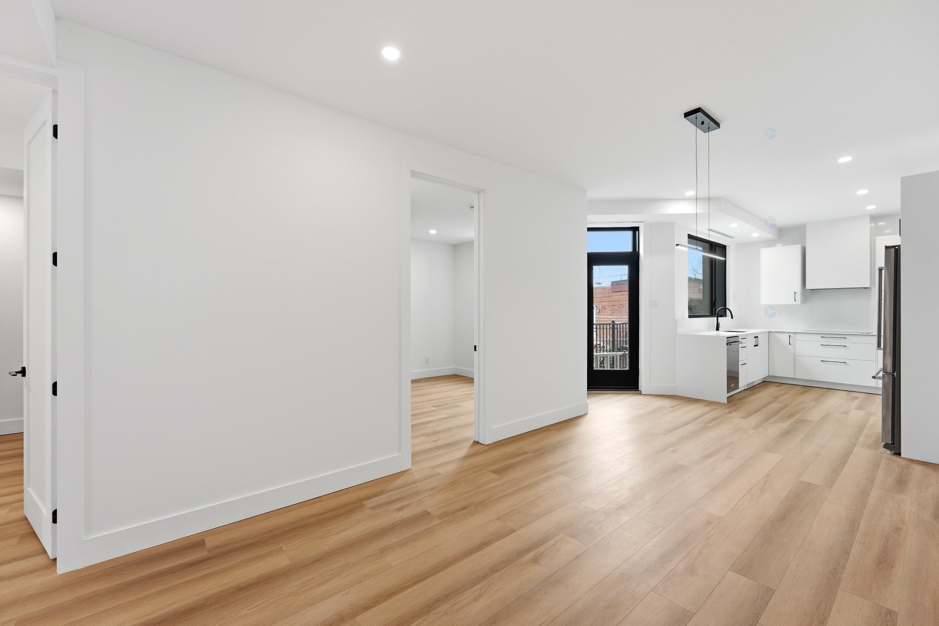 









139


Av. Querbes

,
Montréal (Outremont),




QC
H2V3V8

