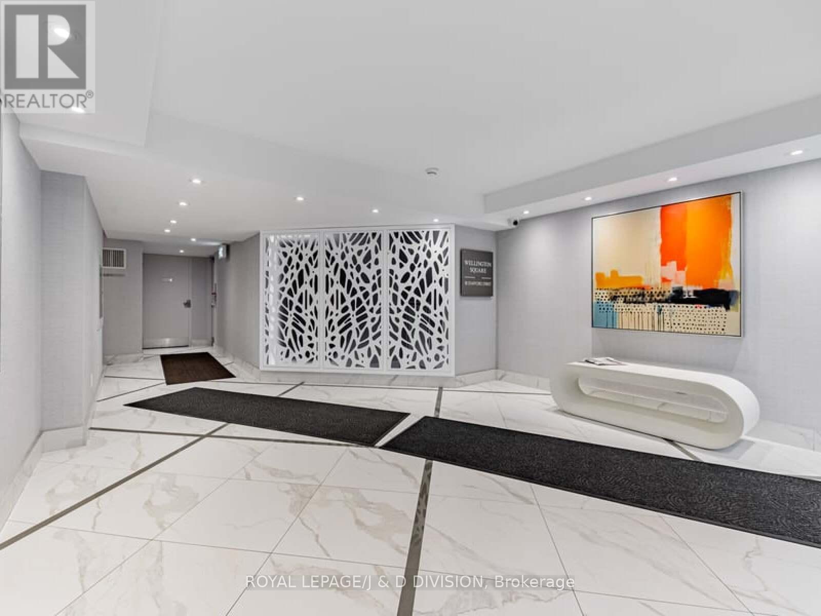 












305 - 18 STAFFORD STREET

,
Toronto,




Ontario
M5V3W4

