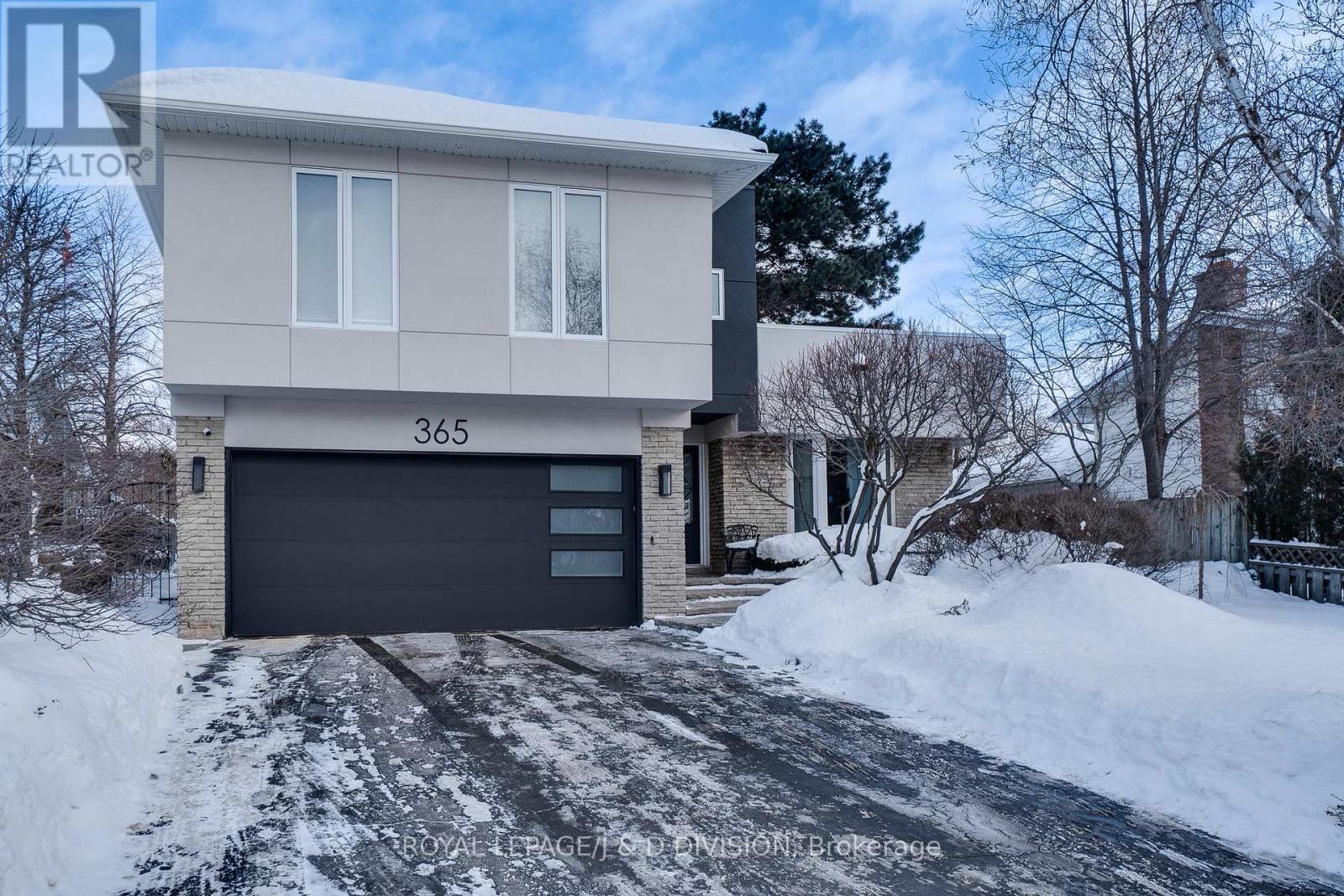 












365 LYNN PLACE

,
Oakville,




Ontario
L6H2C5

