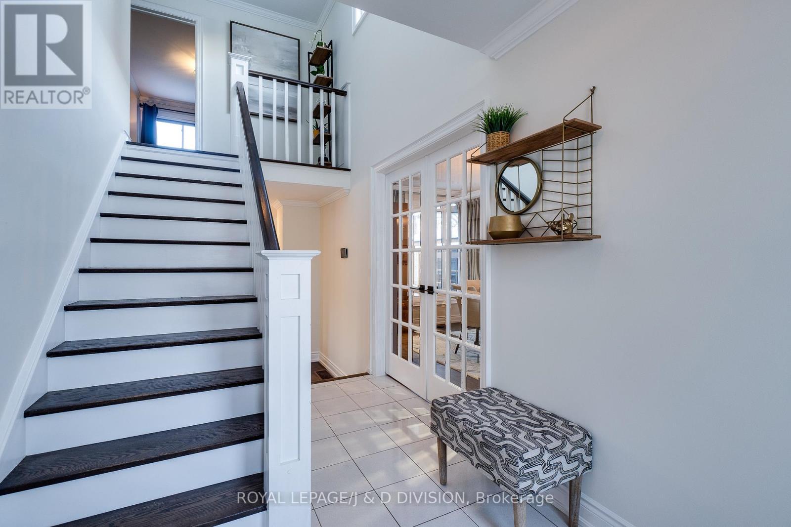 












365 LYNN PLACE

,
Oakville,




Ontario
L6H2C5

