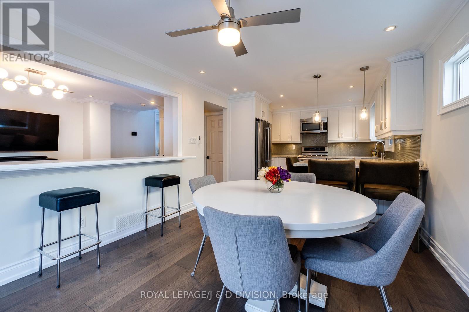 












365 LYNN PLACE

,
Oakville,




Ontario
L6H2C5

