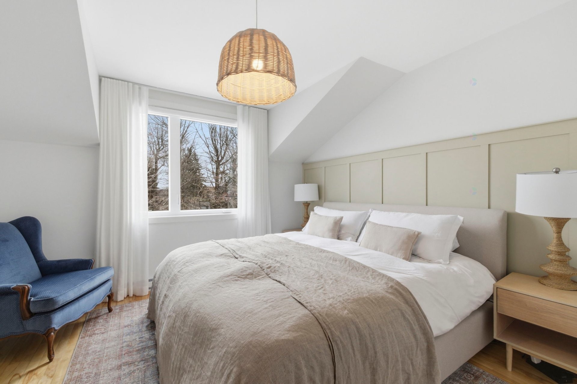 









1962


Rue des Lilas

,
Carignan,




QC
J3L5A8

