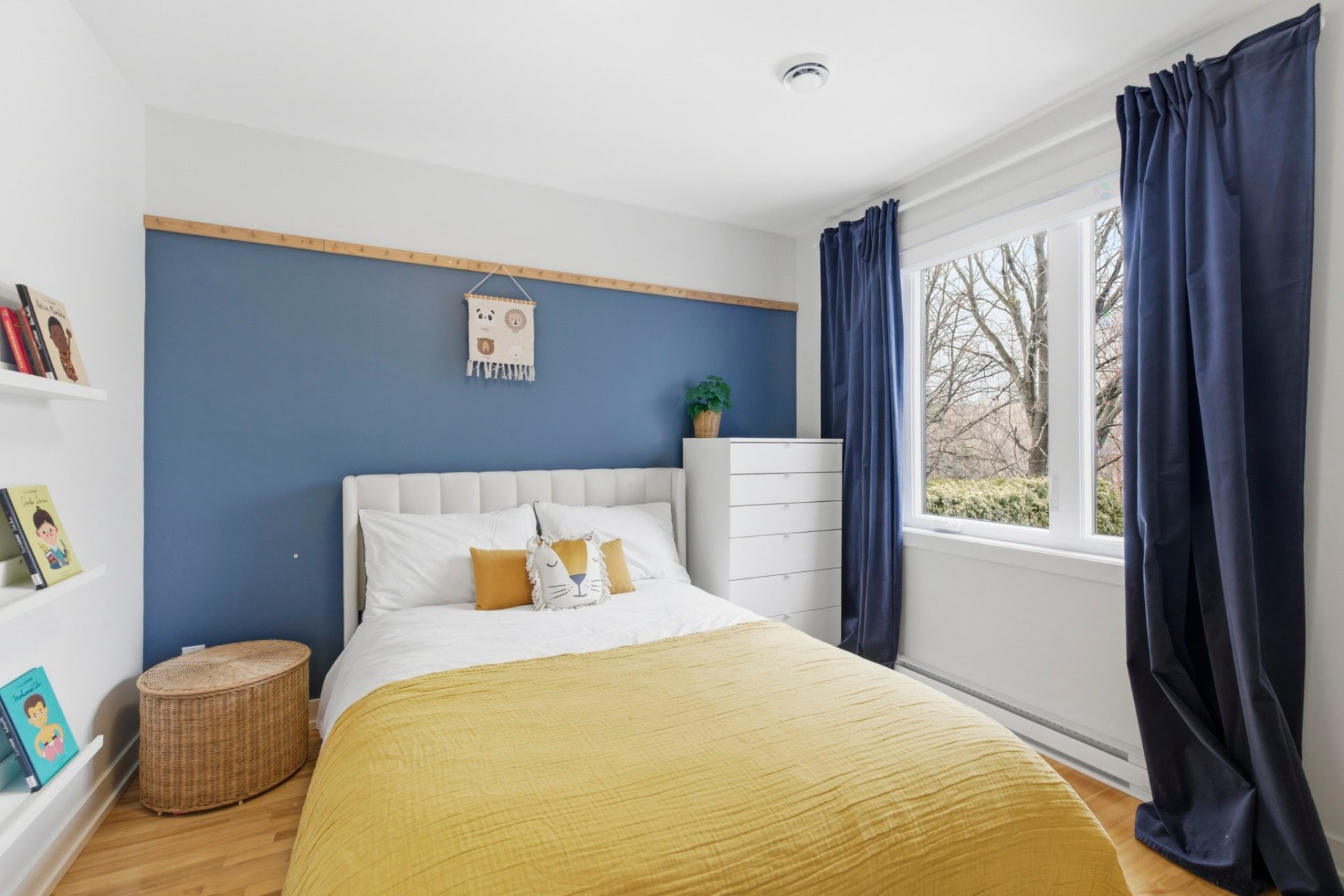 









1962


Rue des Lilas

,
Carignan,




QC
J3L5A8


