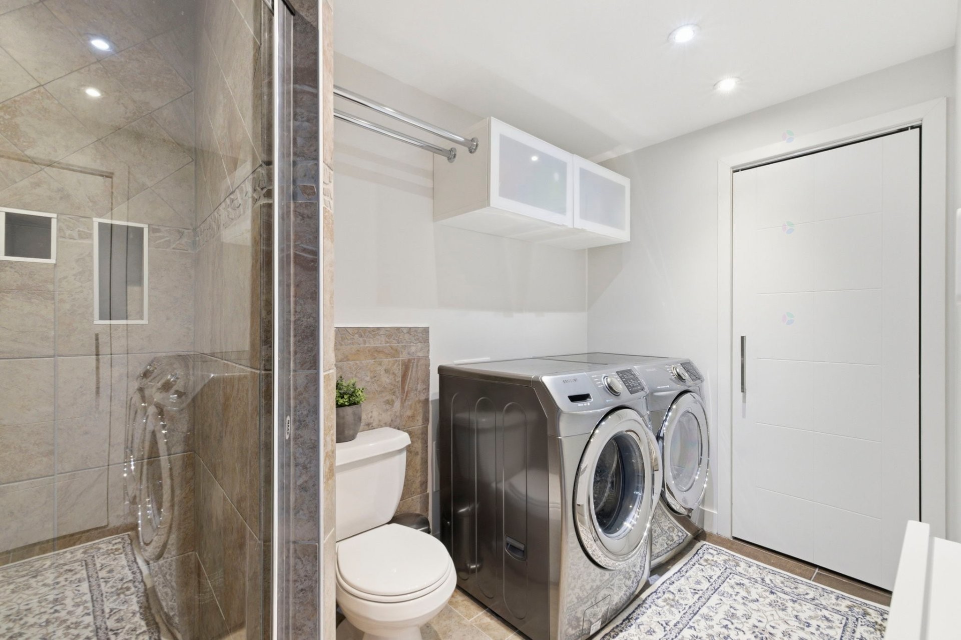 









1962


Rue des Lilas

,
Carignan,




QC
J3L5A8

