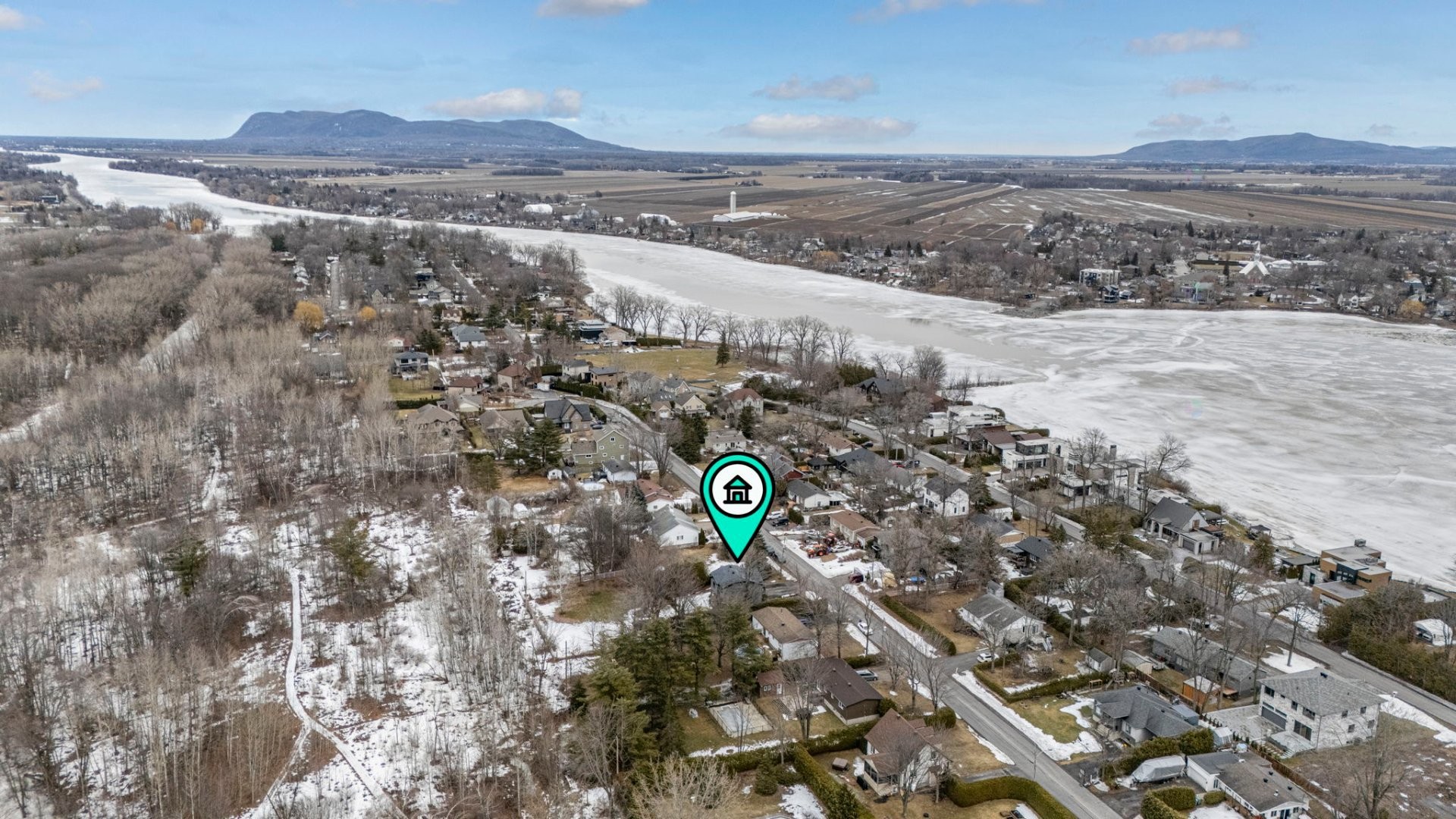 









1962


Rue des Lilas

,
Carignan,




QC
J3L5A8

