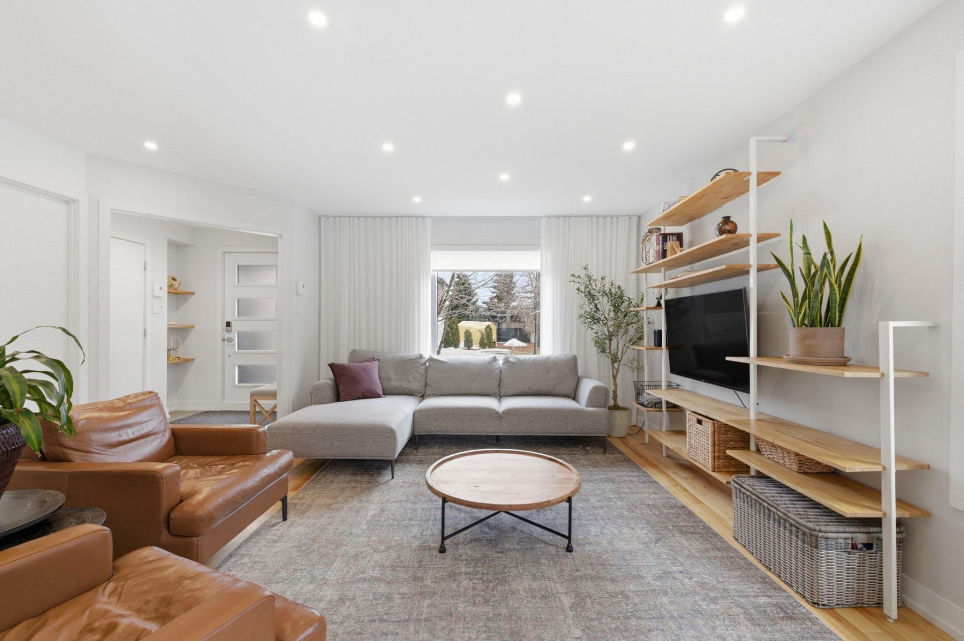 









1962


Rue des Lilas

,
Carignan,




QC
J3L5A8

