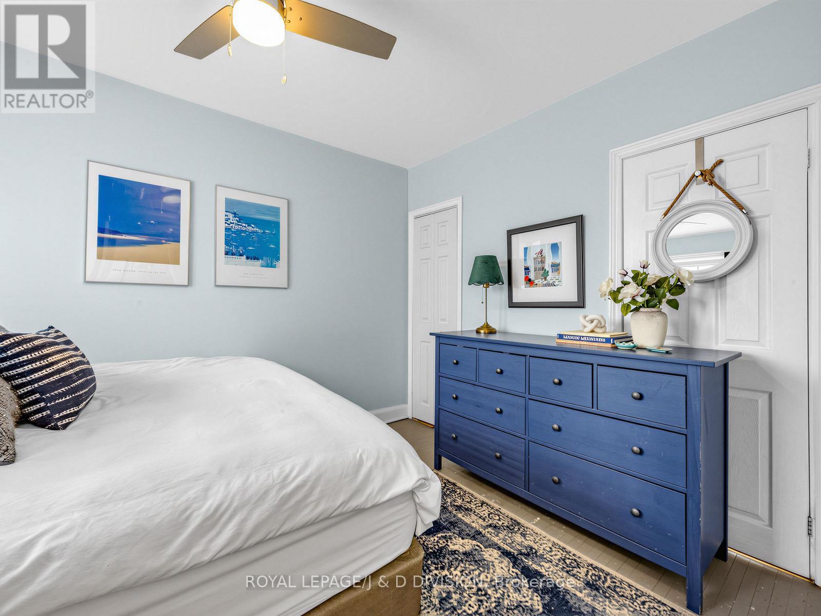 












92 TOWER DRIVE

,
Toronto,




Ontario
M1R3P2

