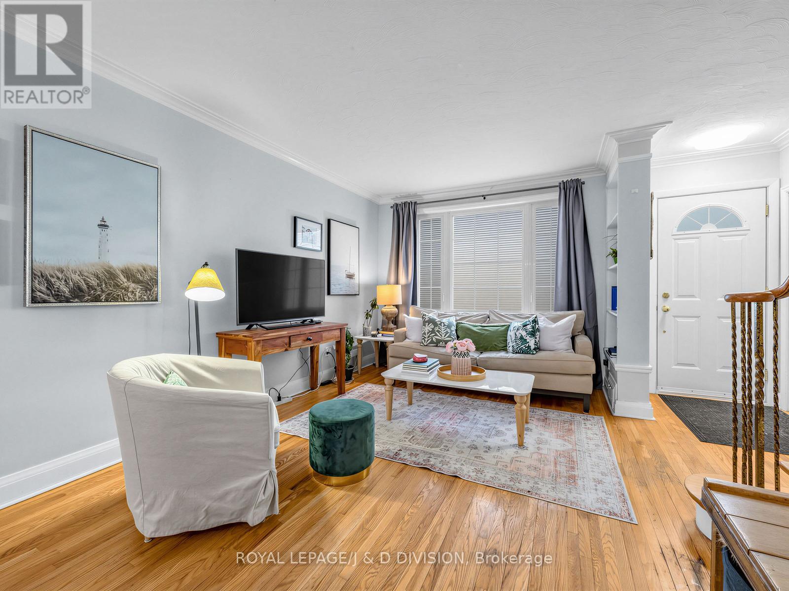 












92 TOWER DRIVE

,
Toronto,




Ontario
M1R3P2

