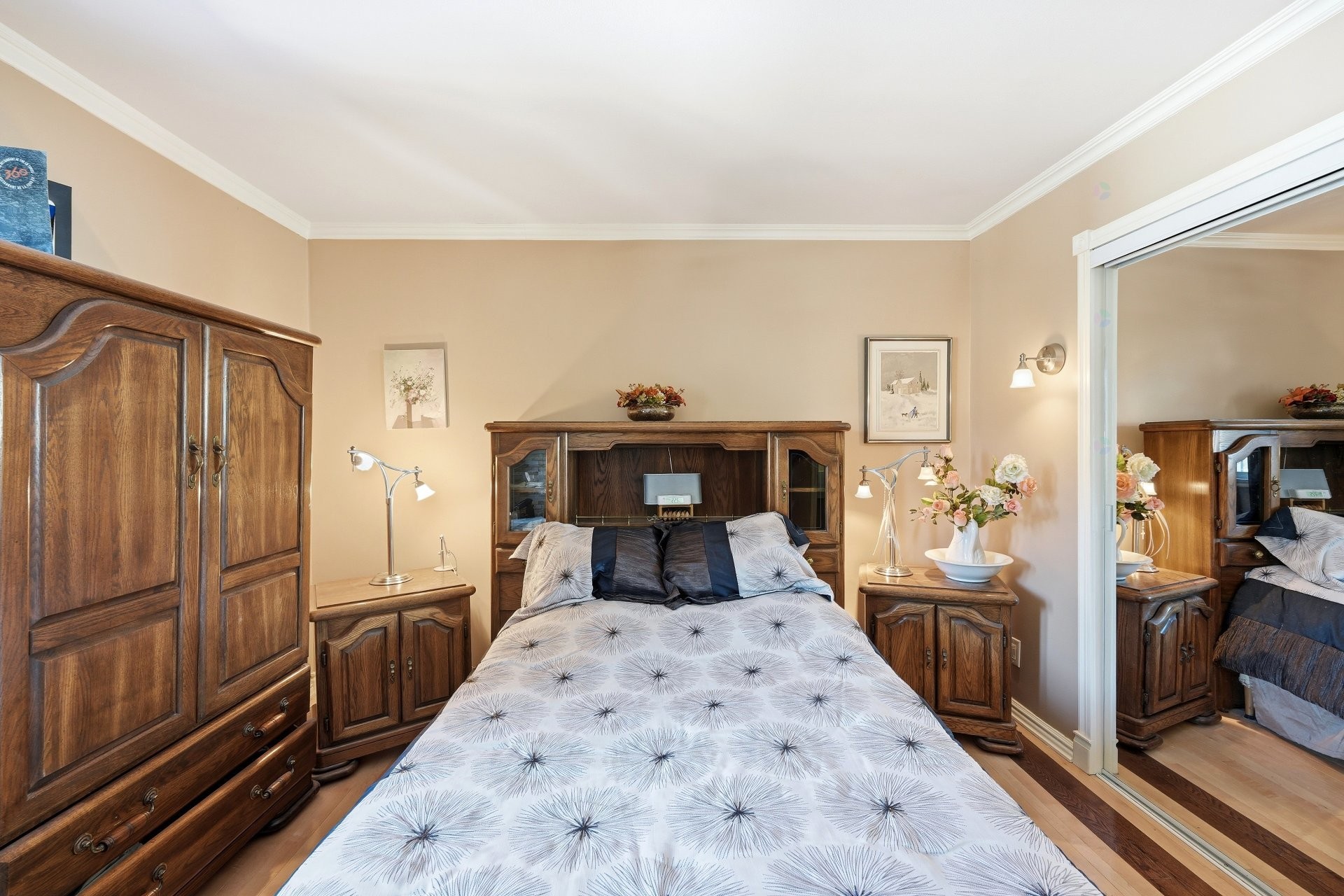 









517


Rue Beausoleil

,
Montréal (Rivière-des-Prairies/Pointe-aux-Trembles),




QC
H1A4G4

