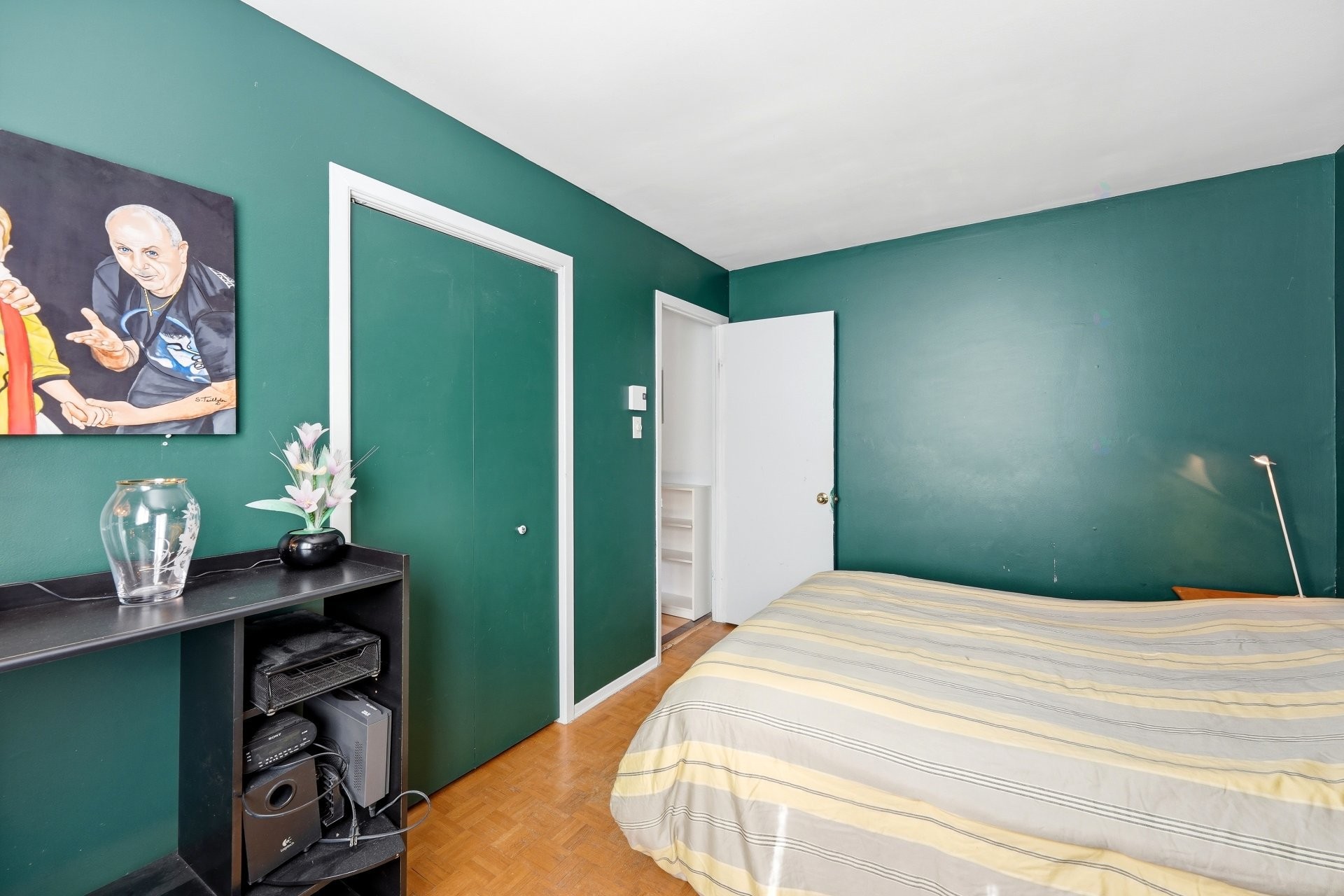 









517


Rue Beausoleil

,
Montréal (Rivière-des-Prairies/Pointe-aux-Trembles),




QC
H1A4G4

