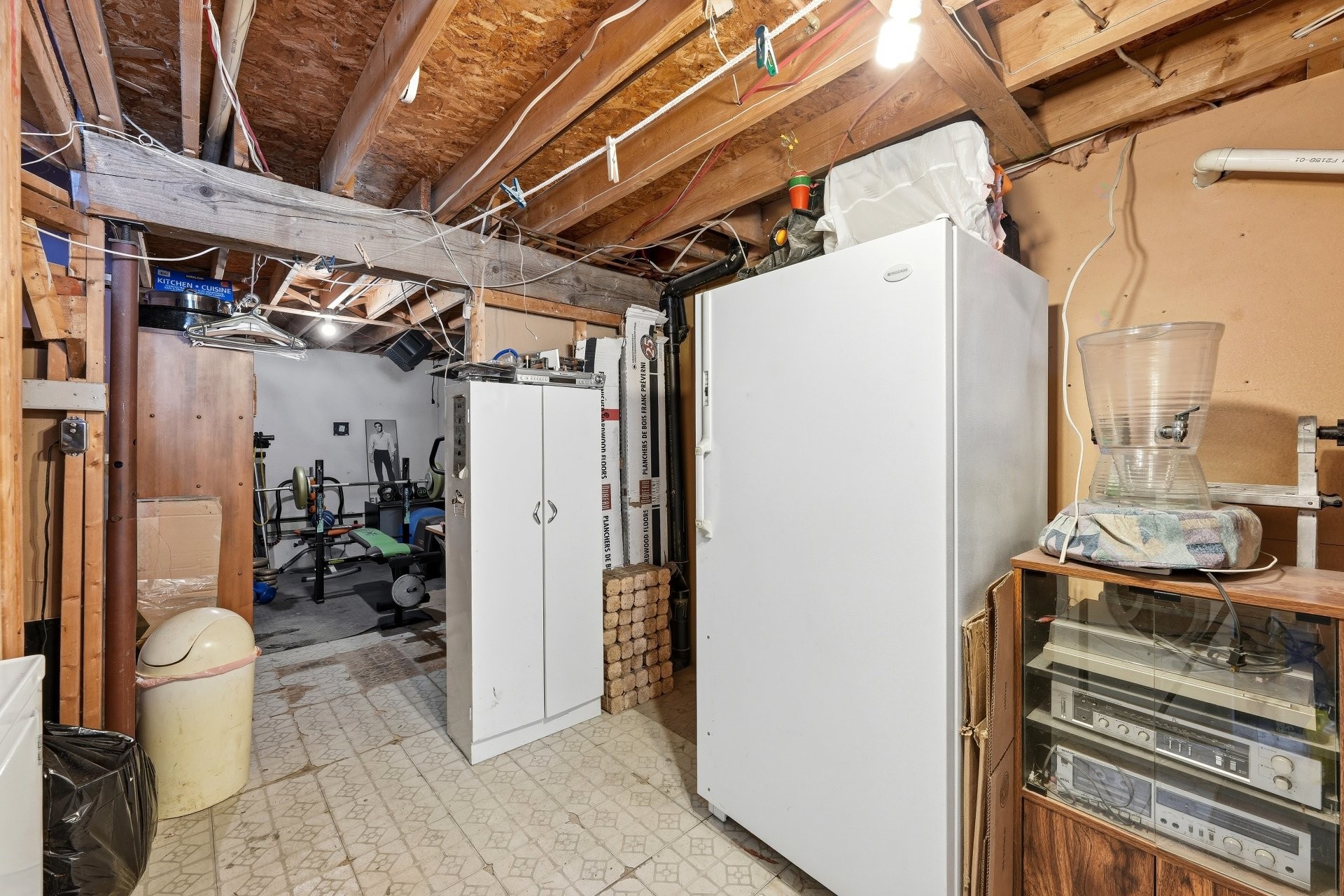 









517


Rue Beausoleil

,
Montréal (Rivière-des-Prairies/Pointe-aux-Trembles),




QC
H1A4G4

