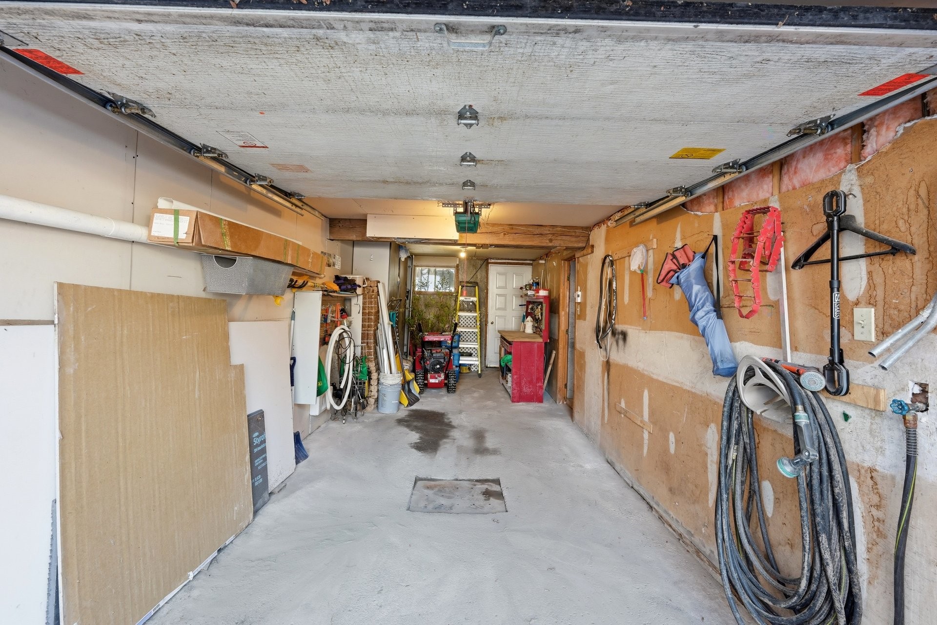 









517


Rue Beausoleil

,
Montréal (Rivière-des-Prairies/Pointe-aux-Trembles),




QC
H1A4G4

